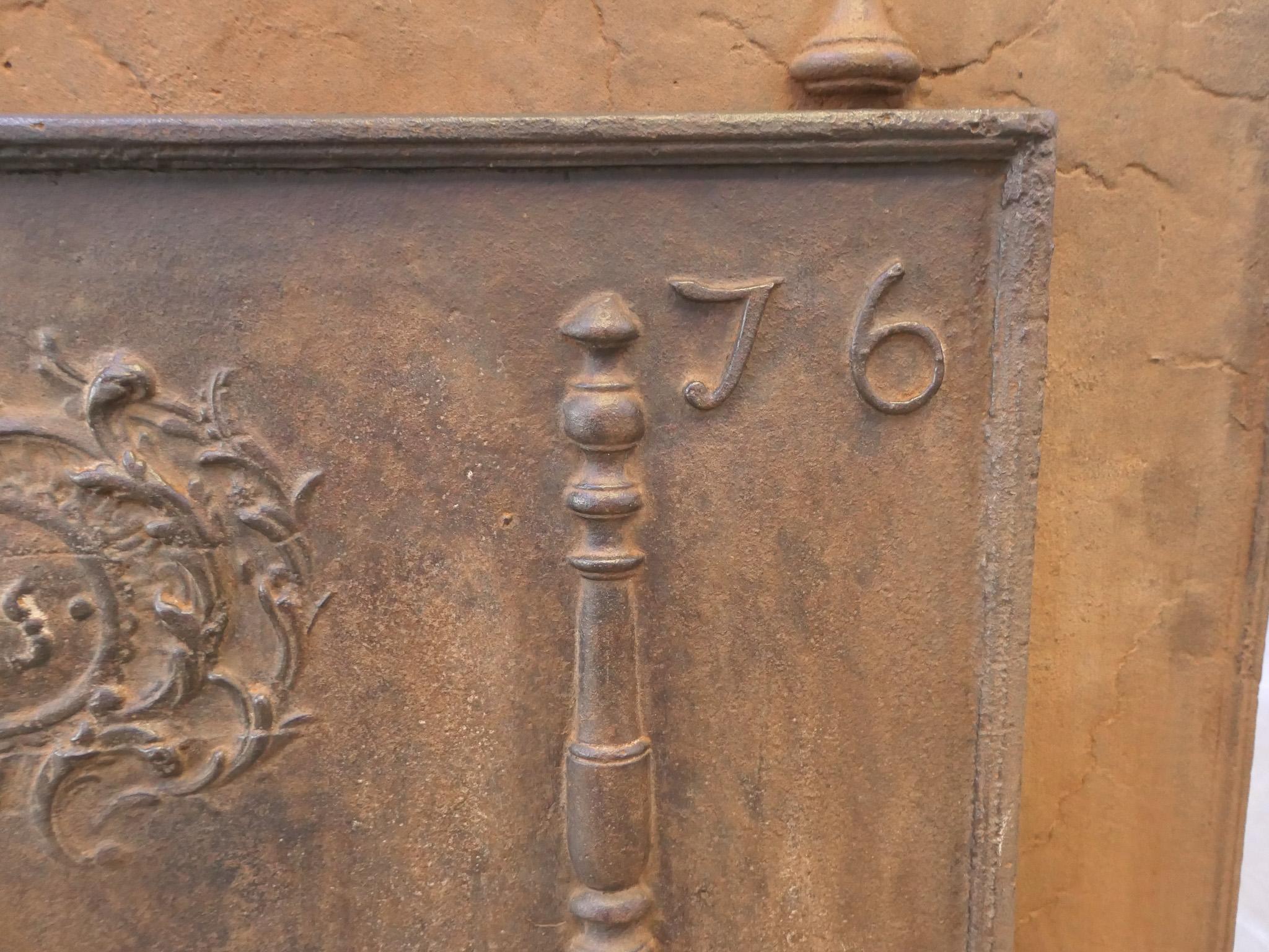 18th Century French Fireback / Backsplash 'Pillars with Medieval IHS Monogram' For Sale 3