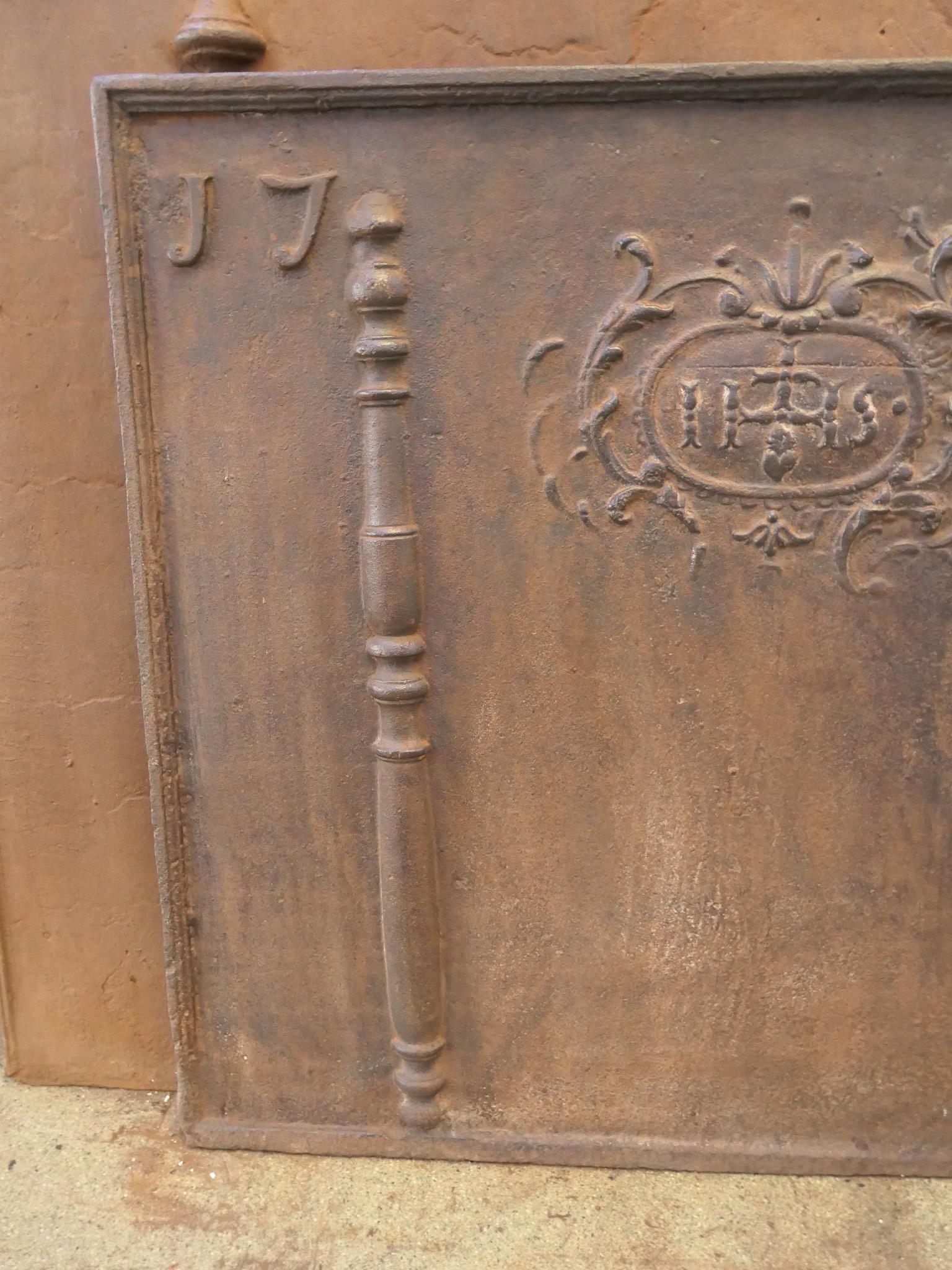 18th Century French Fireback / Backsplash 'Pillars with Medieval IHS Monogram' For Sale 2