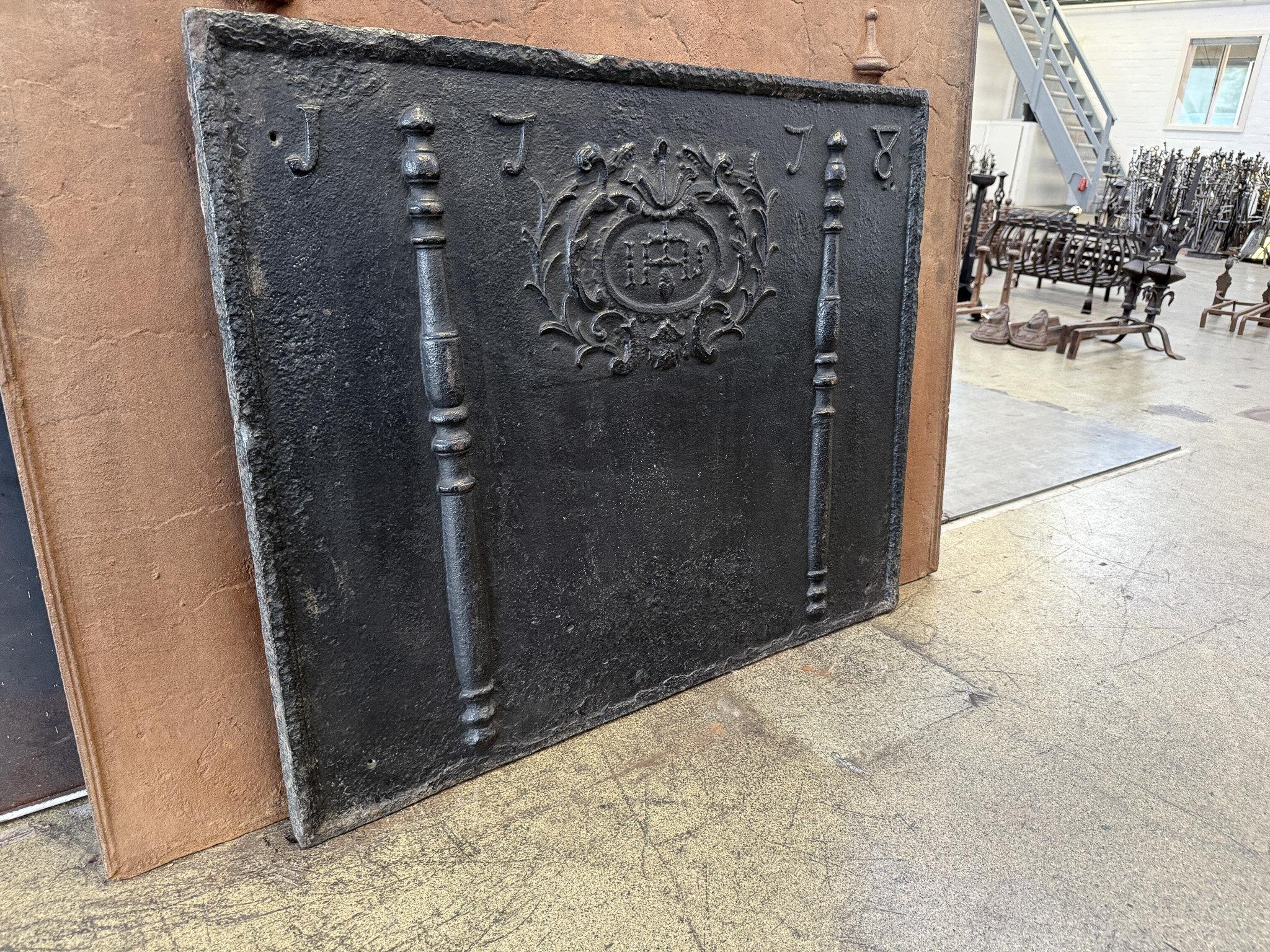 18th Century French Fireback / Backsplash 'Pillars with Medieval IHS Monogram' For Sale 2