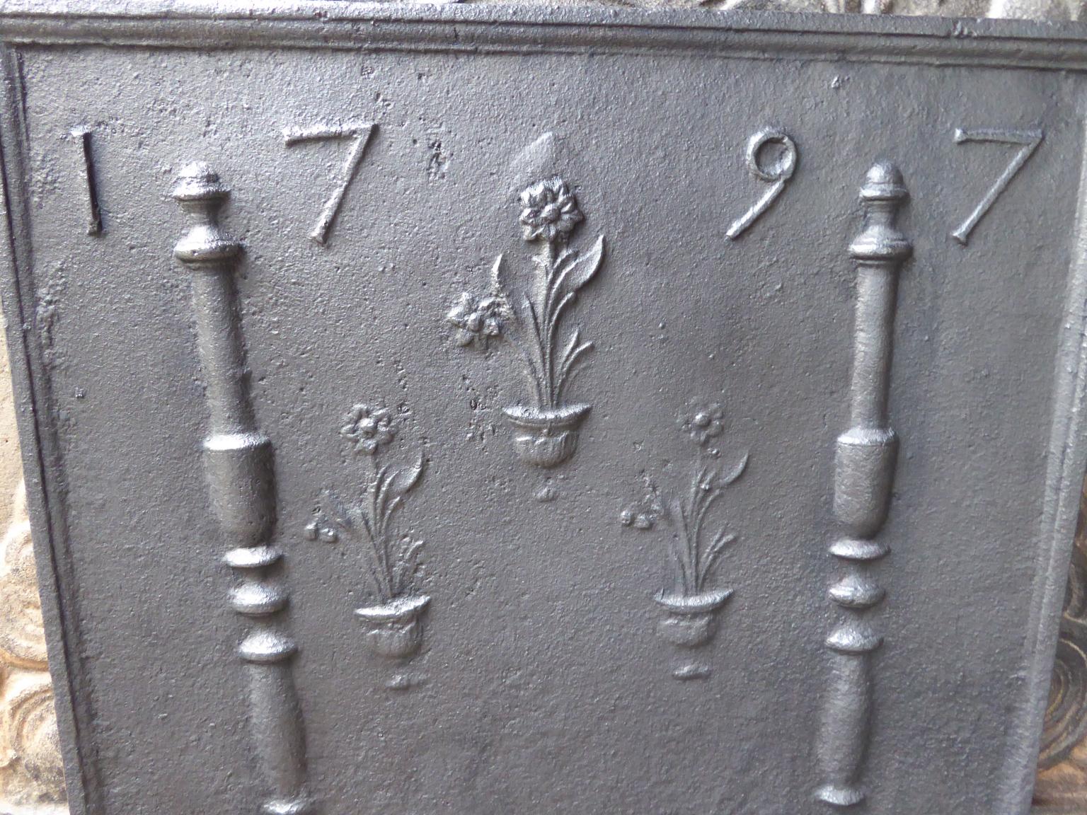 18th Century and Earlier 18th Century French Fireback / Backsplash 'Pillars with Flower Vases' For Sale