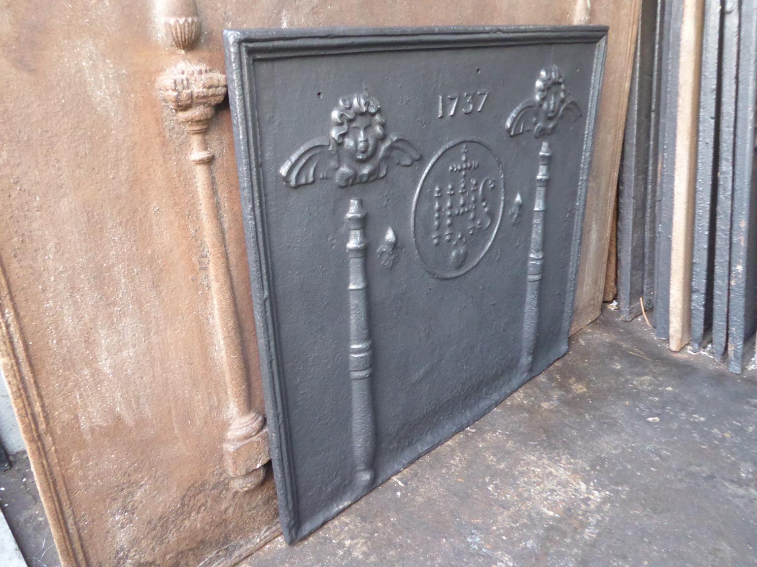 18th Century French Fireback 'Pillars with Medieval IHS Monogram' 5