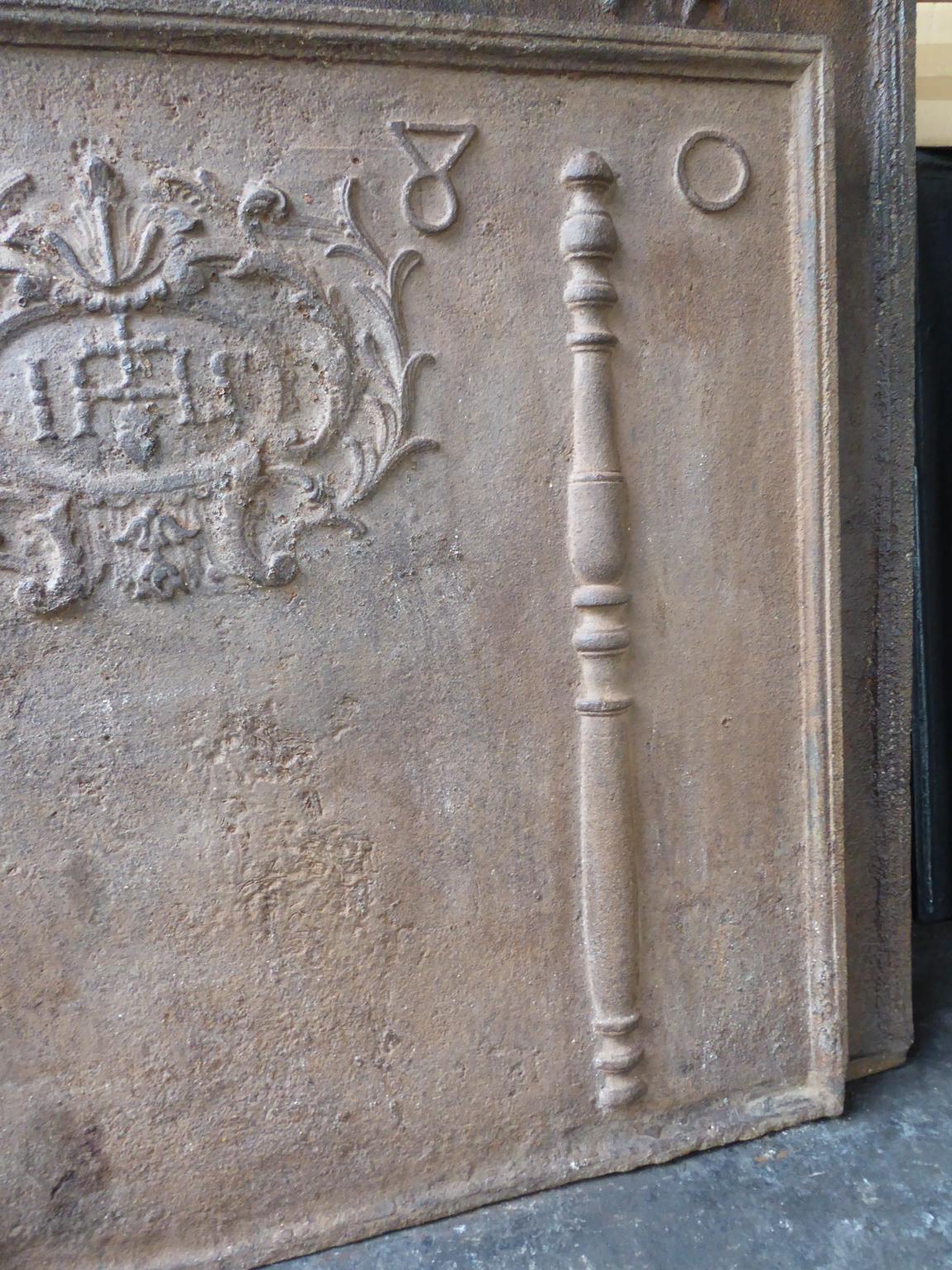 Iron 18th Century French Fireback / Backsplash 'Pillars with Medieval IHS Monogram' For Sale