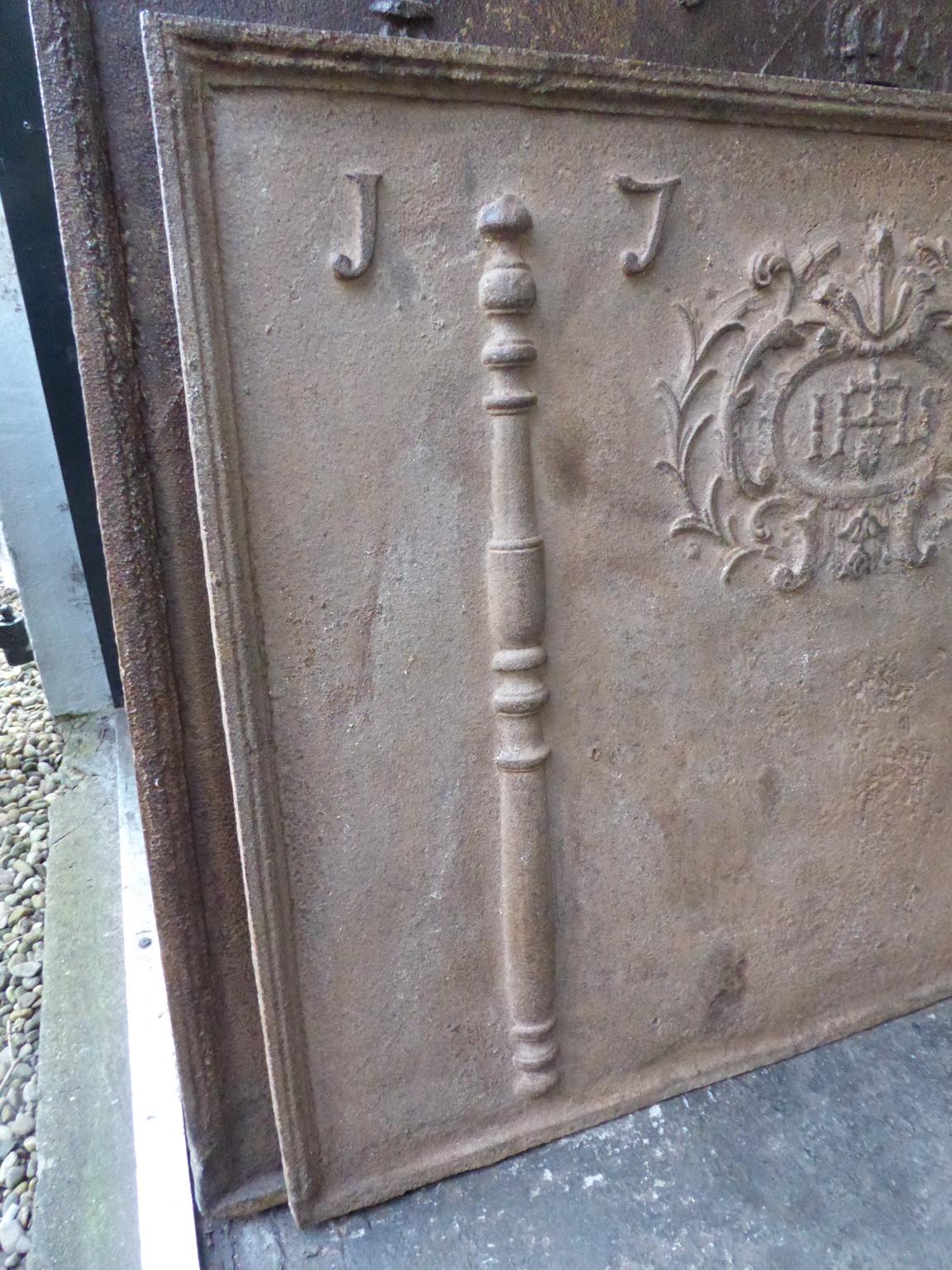 18th Century French Fireback / Backsplash 'Pillars with Medieval IHS Monogram' For Sale 1