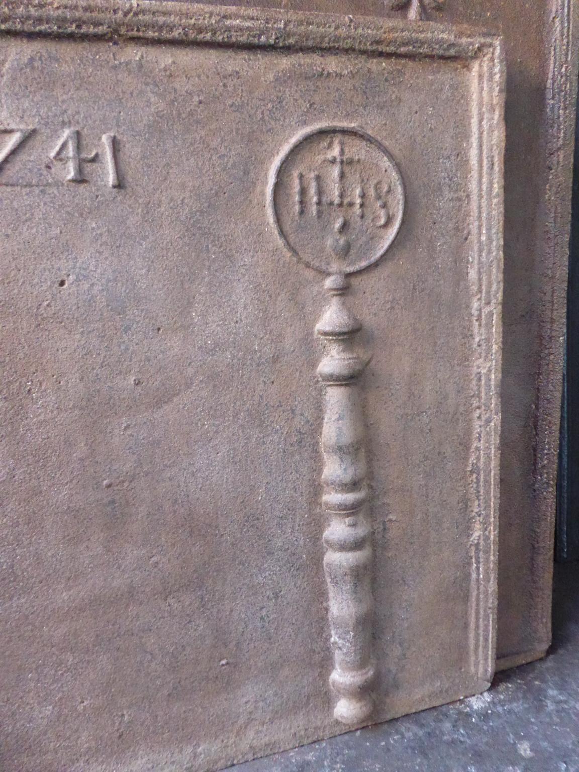 Iron 18th Century French Fireback / Backsplash 'Pillars with Medieval IHS Monograms' For Sale