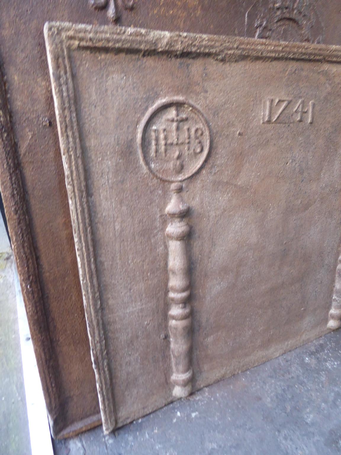 18th Century French Fireback / Backsplash 'Pillars with Medieval IHS Monograms' For Sale 1