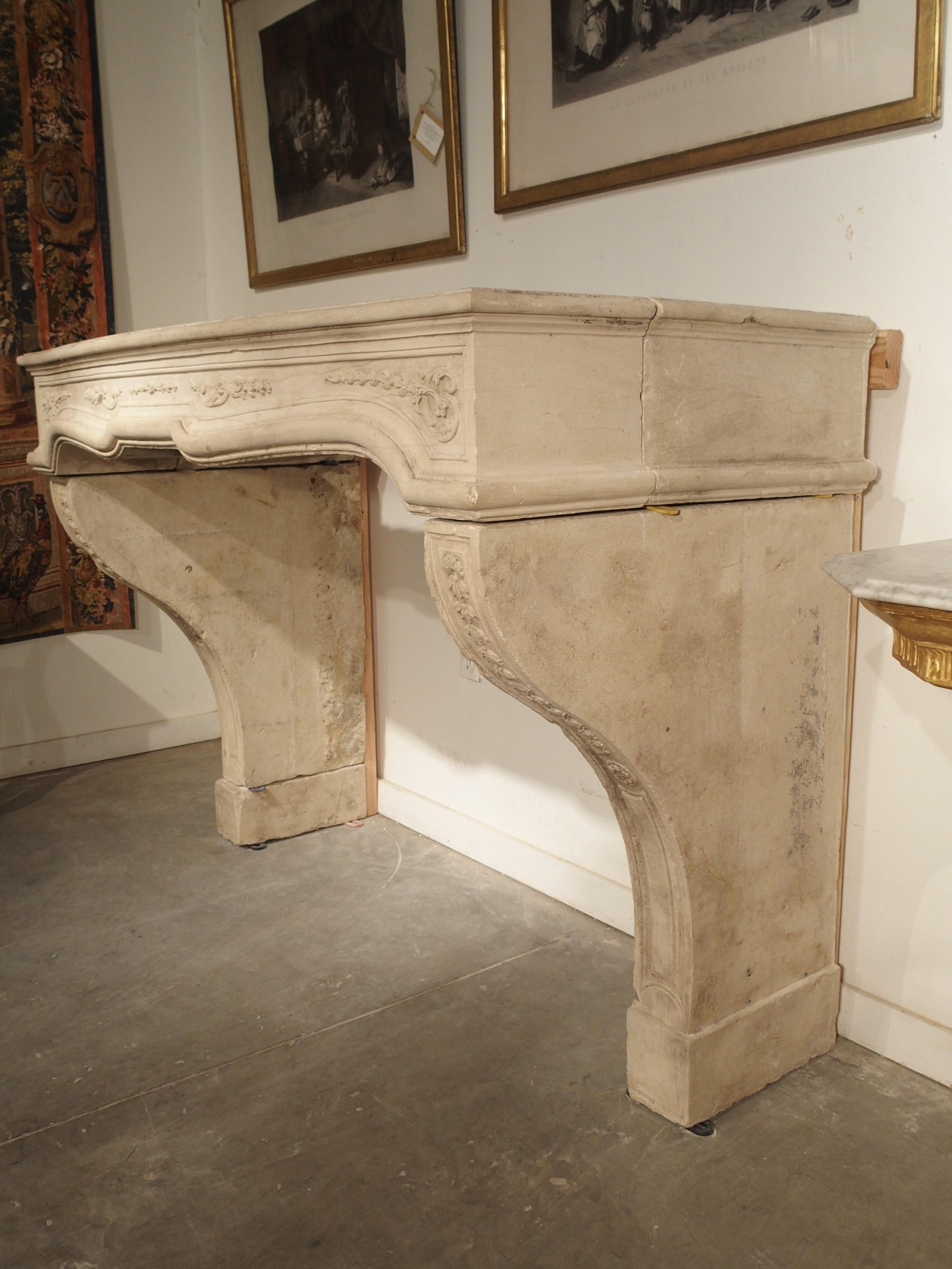 18th Century French Fireplace Mantel in Carved Limestone For Sale 9