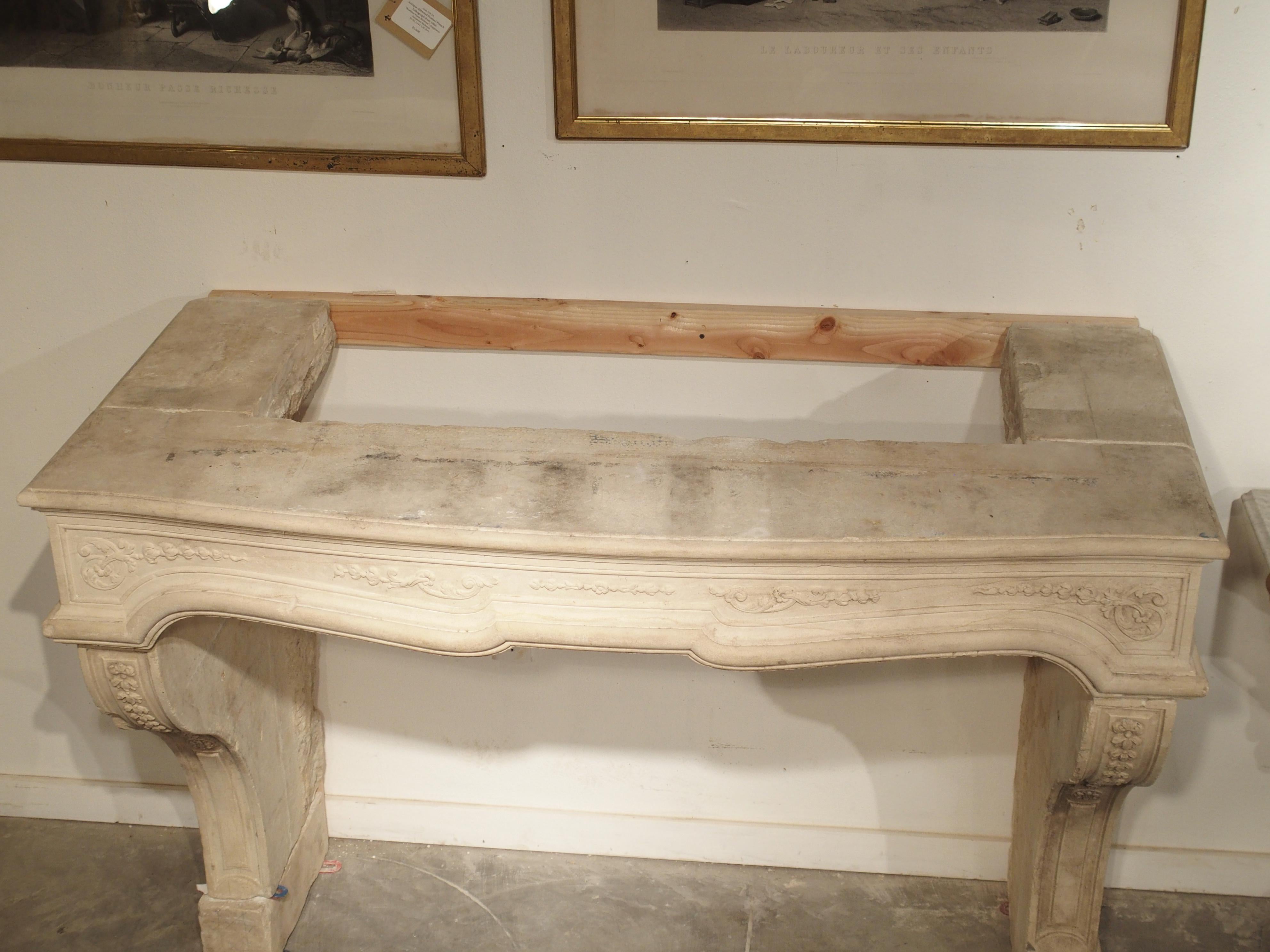 18th Century French Fireplace Mantel in Carved Limestone For Sale 12