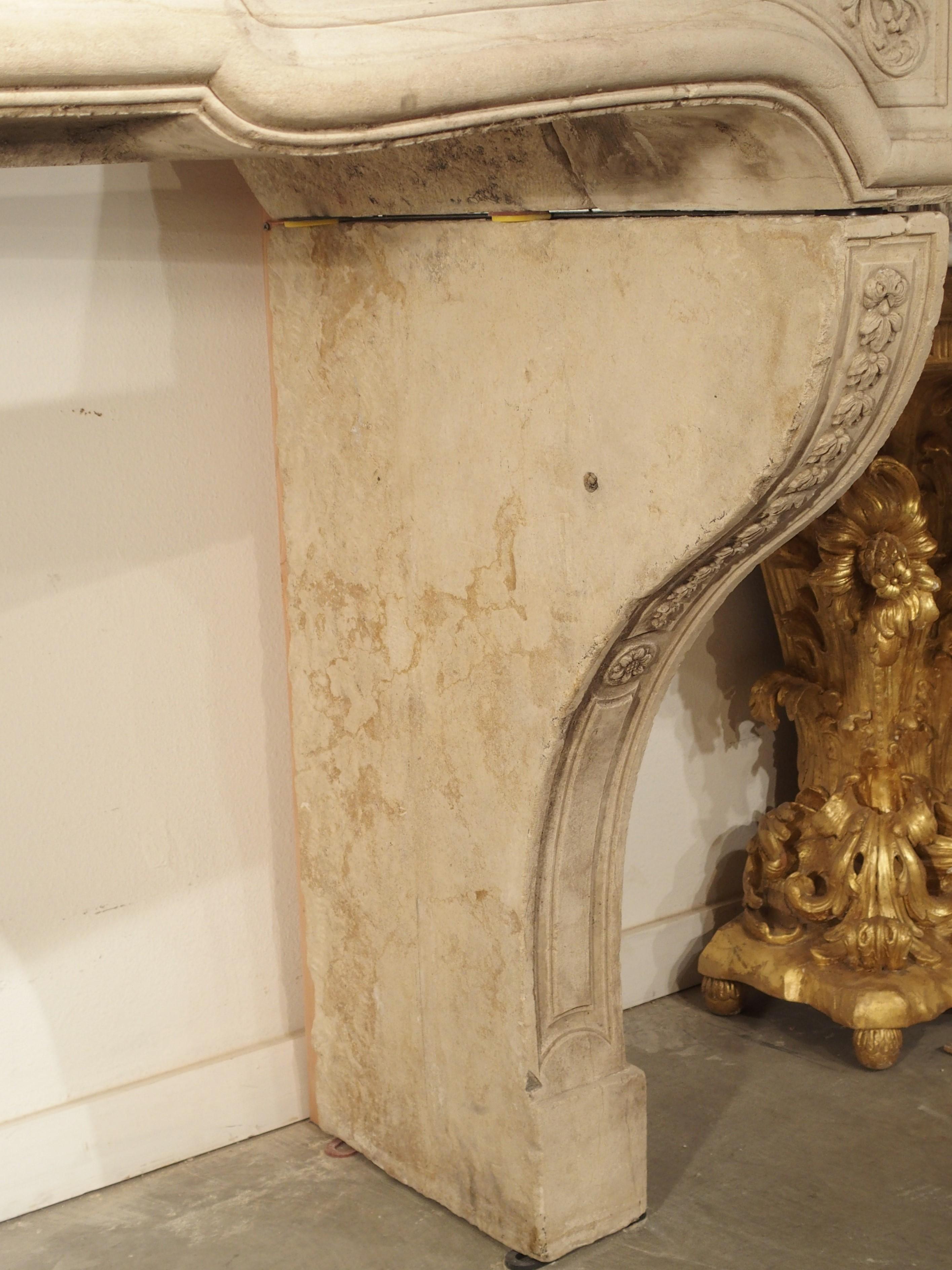 18th Century French Fireplace Mantel in Carved Limestone For Sale 4