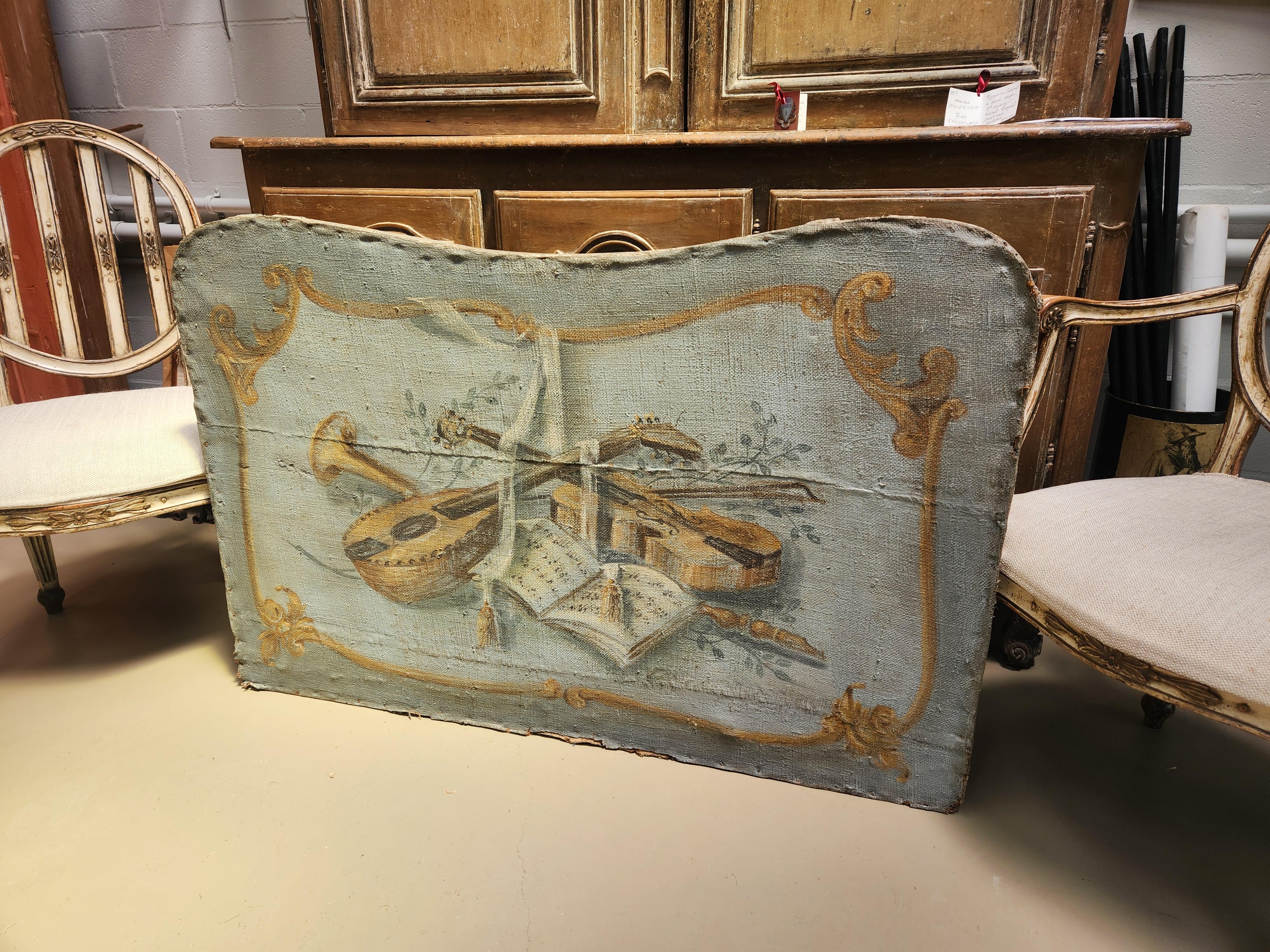 18th Century French Firescreen-Painted Oil on Cancas, Wood Panel im Zustand „Gut“ im Angebot in New Orleans, LA