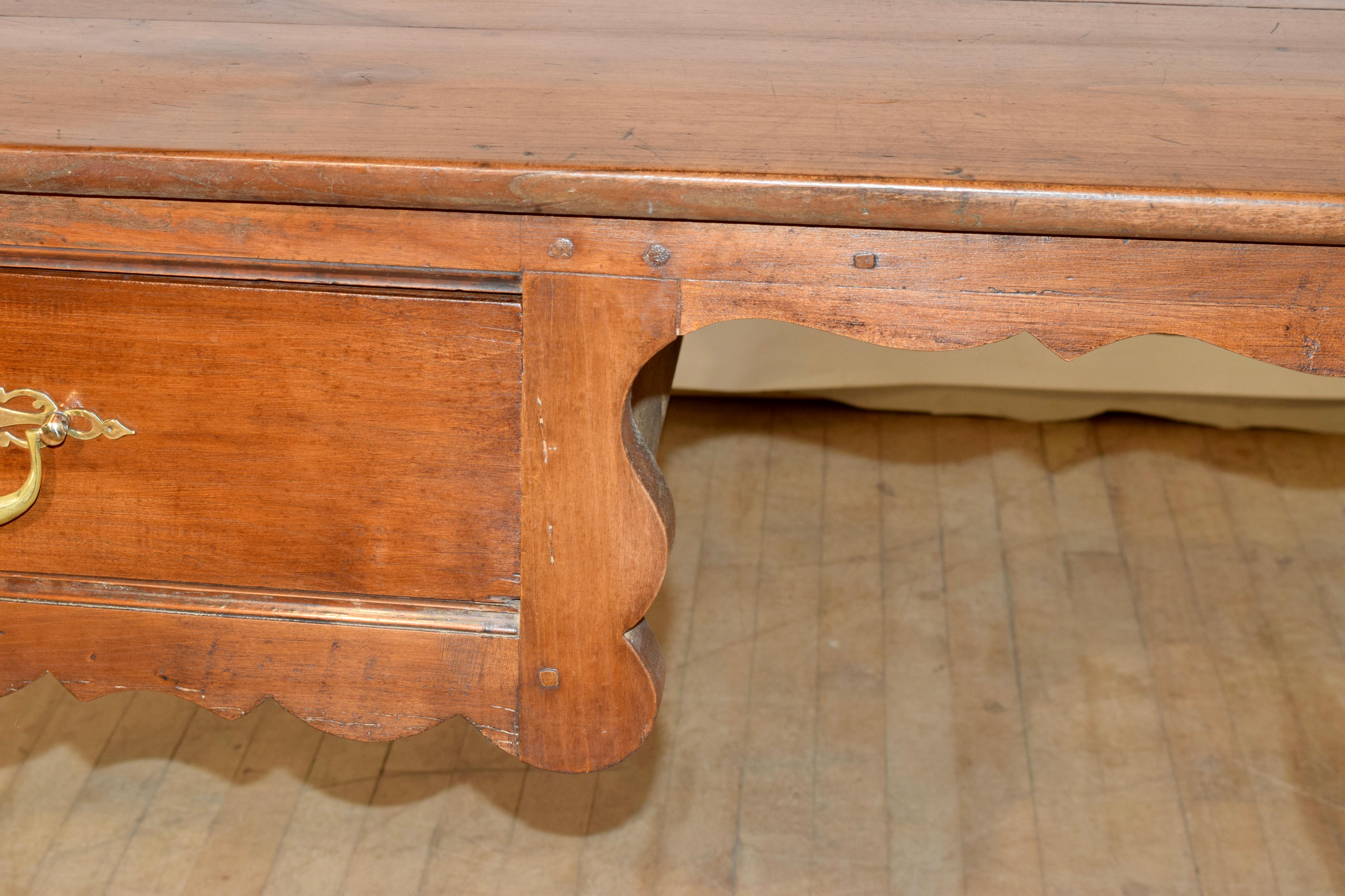 18th Century French Fruitwood Desk For Sale 5