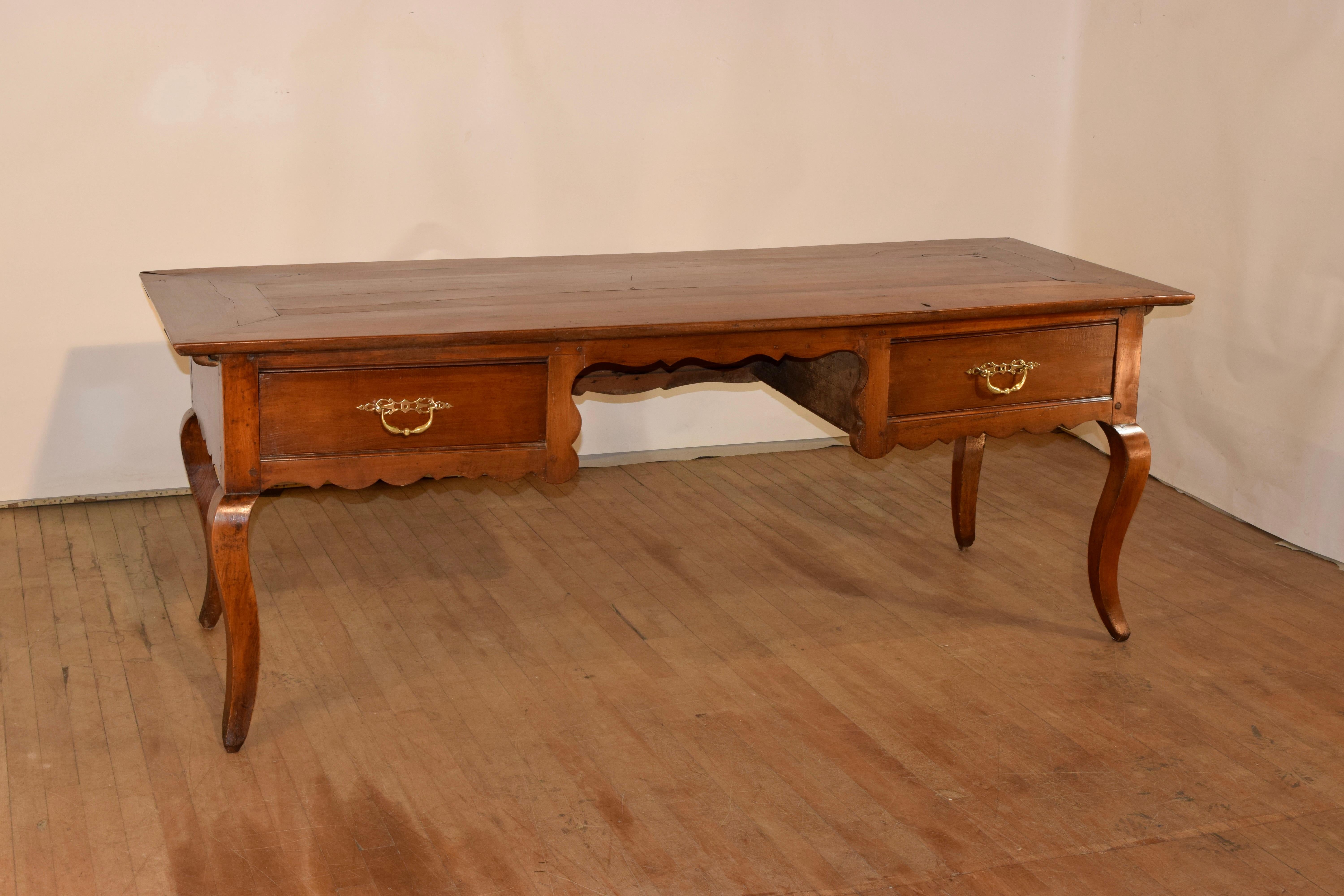 18th Century French Fruitwood Desk For Sale 6