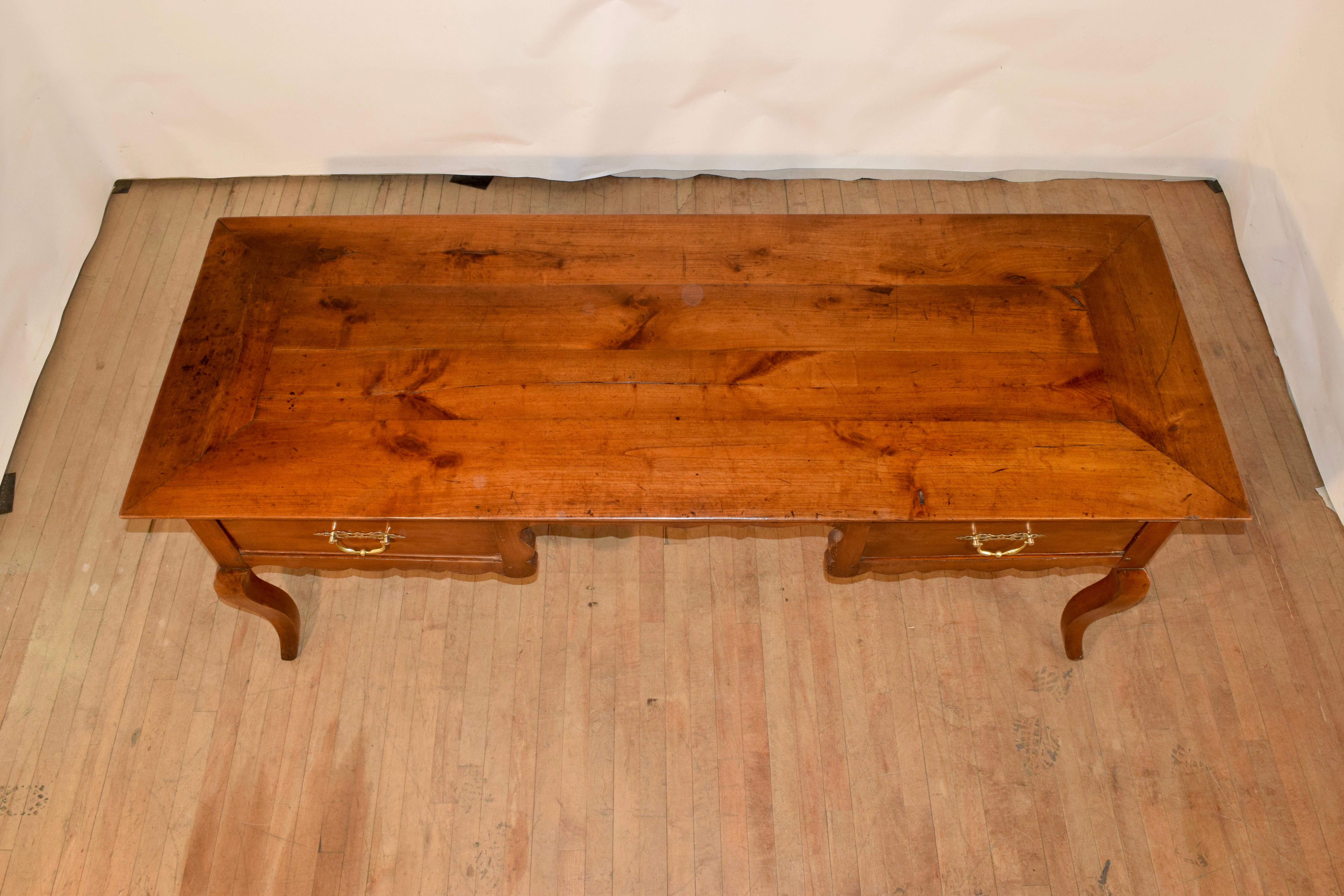 18th Century French Fruitwood Desk For Sale 2