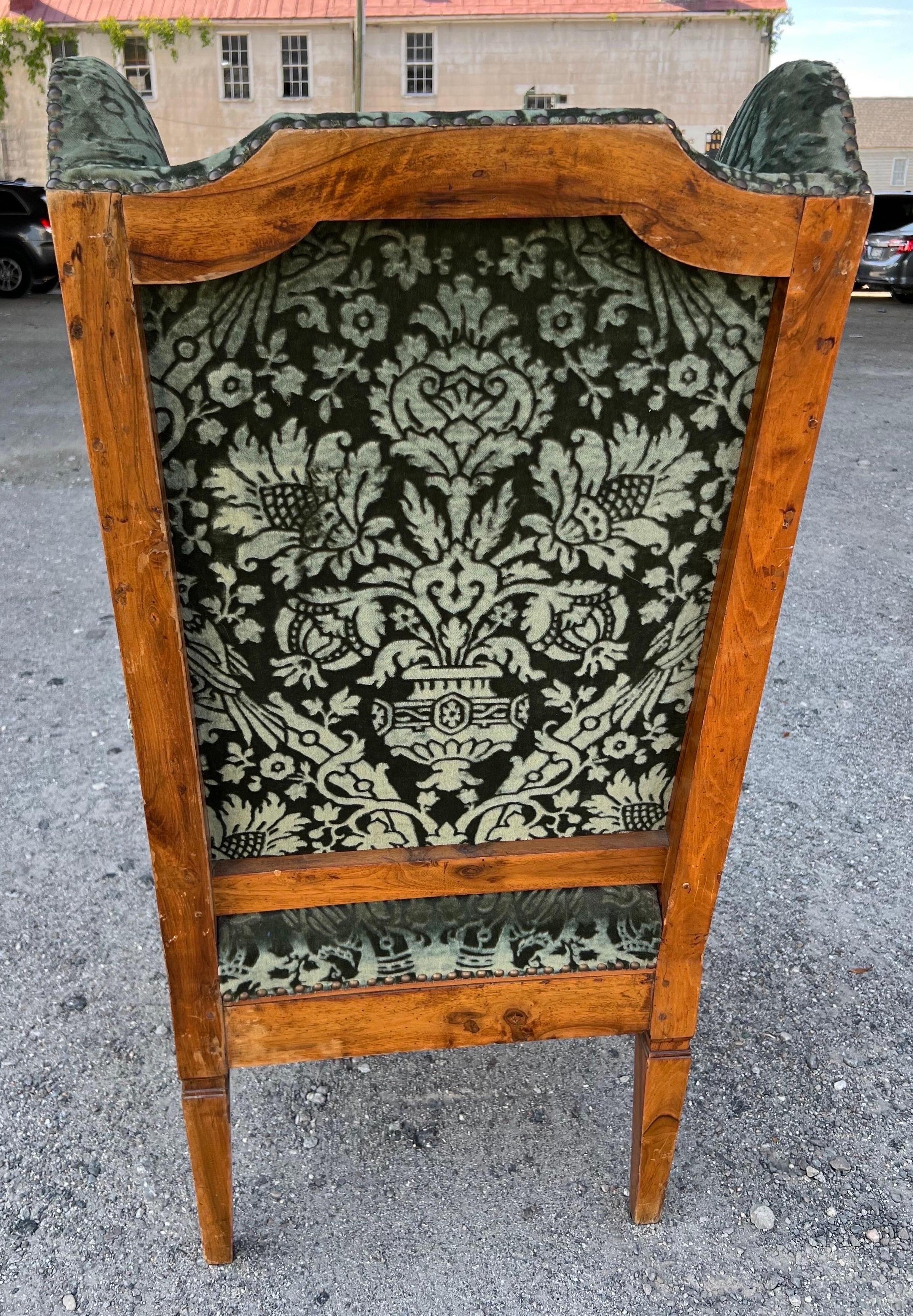 18th Century French Fruitwood Fauteuil À Oreills in Fortuny For Sale 2