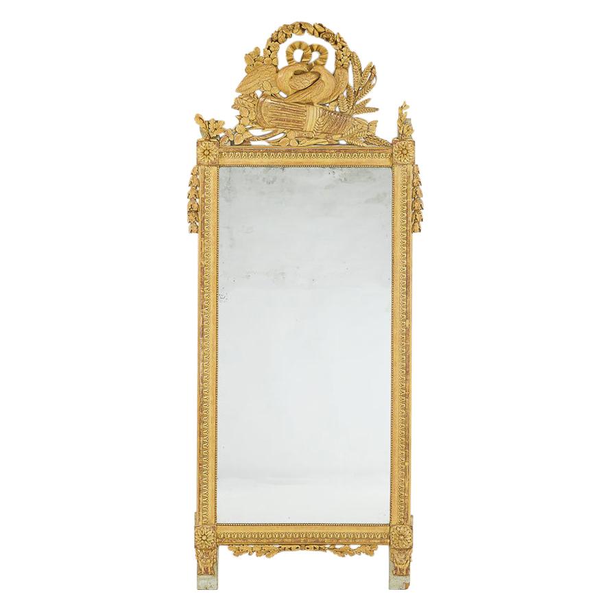 miroir doré français du 18ème siècle en vente