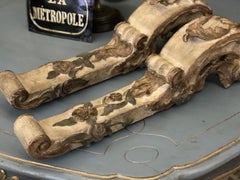 Par de Patas de Consola/Decoración en Madera Dorada Francesa del Siglo XVIII en Estilo Rococó