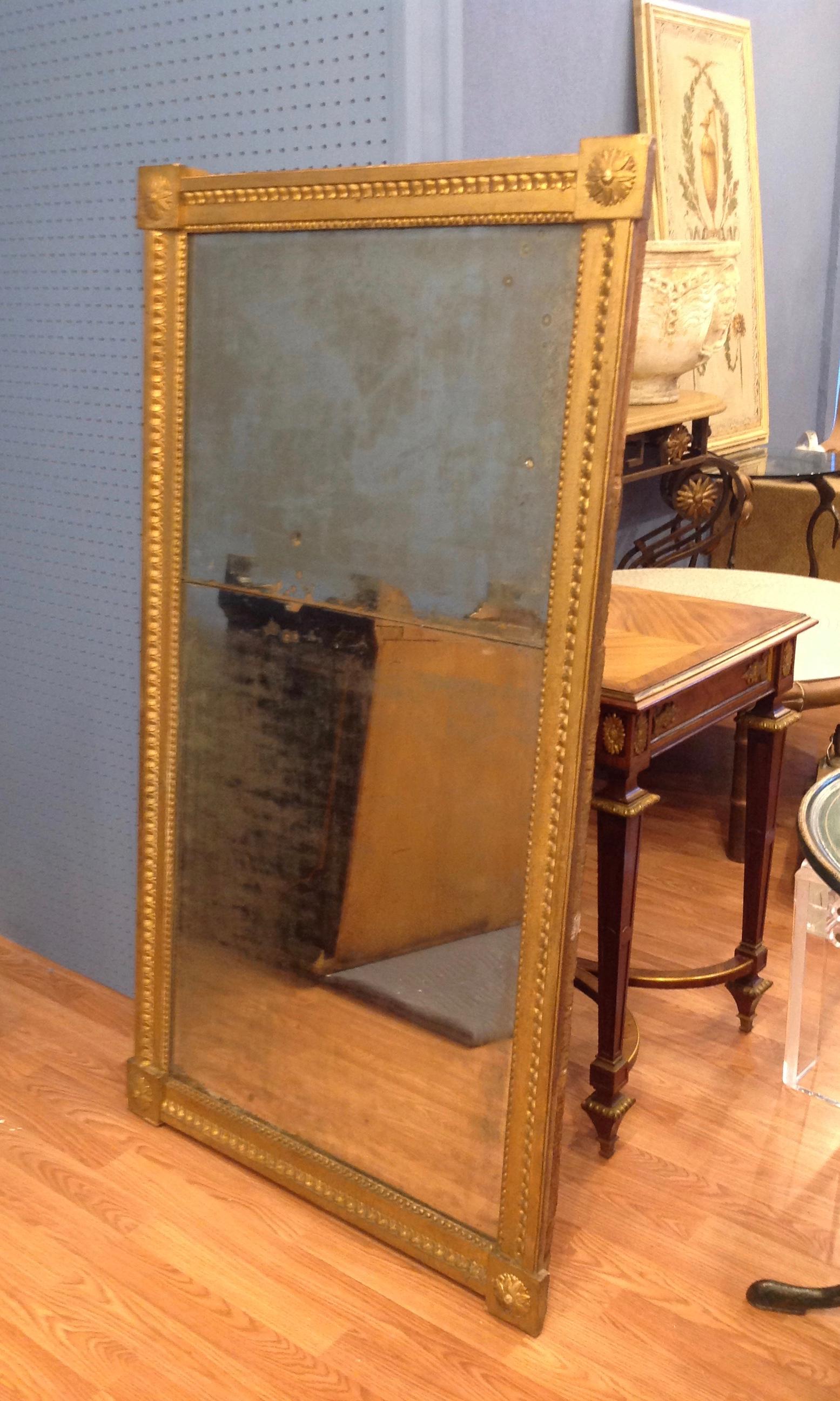 18th Century 18TH Century French Gilt Wood Mirror 