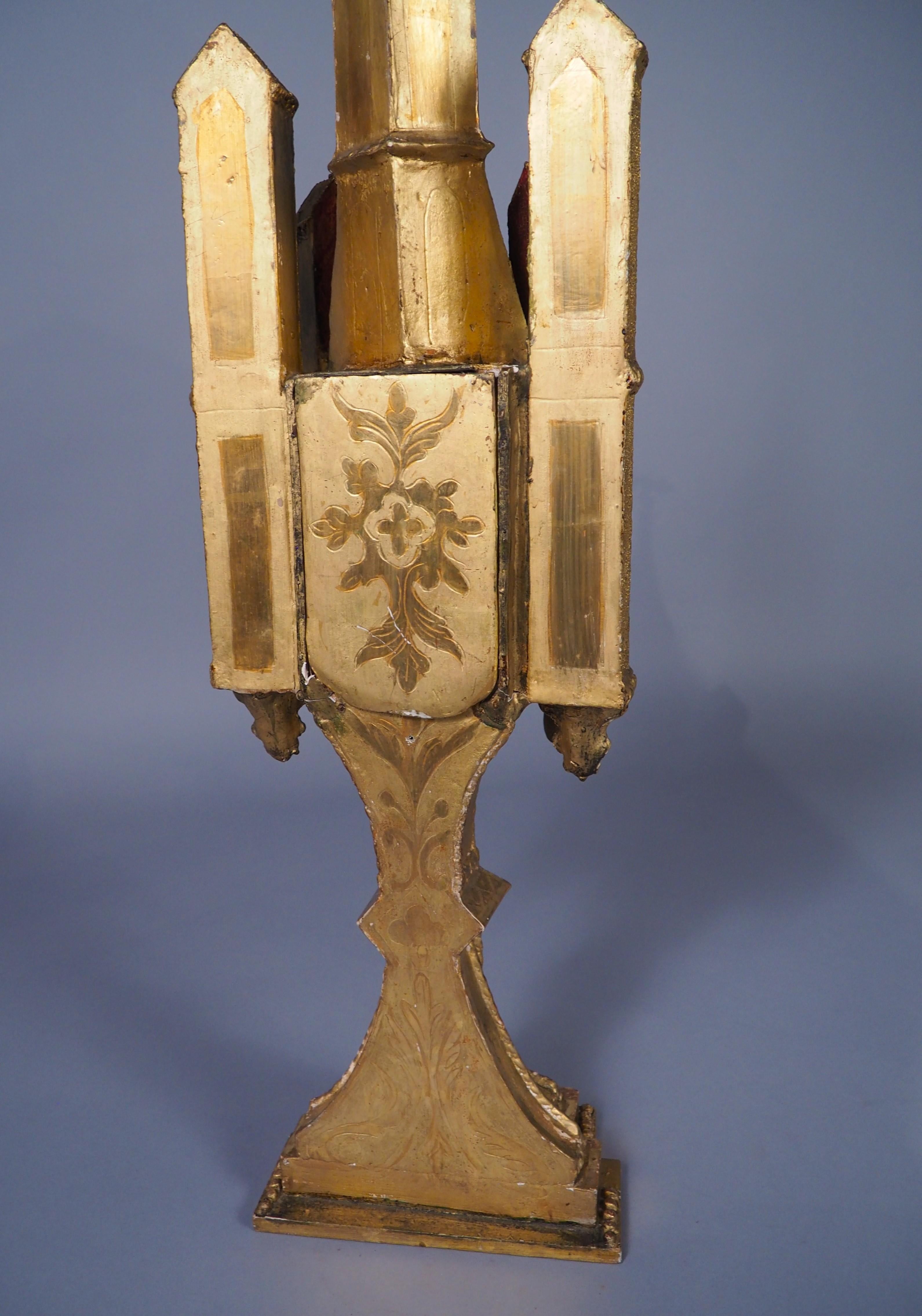 Ostensoir architectural en bois doré français du XVIIIe siècle en vente 6