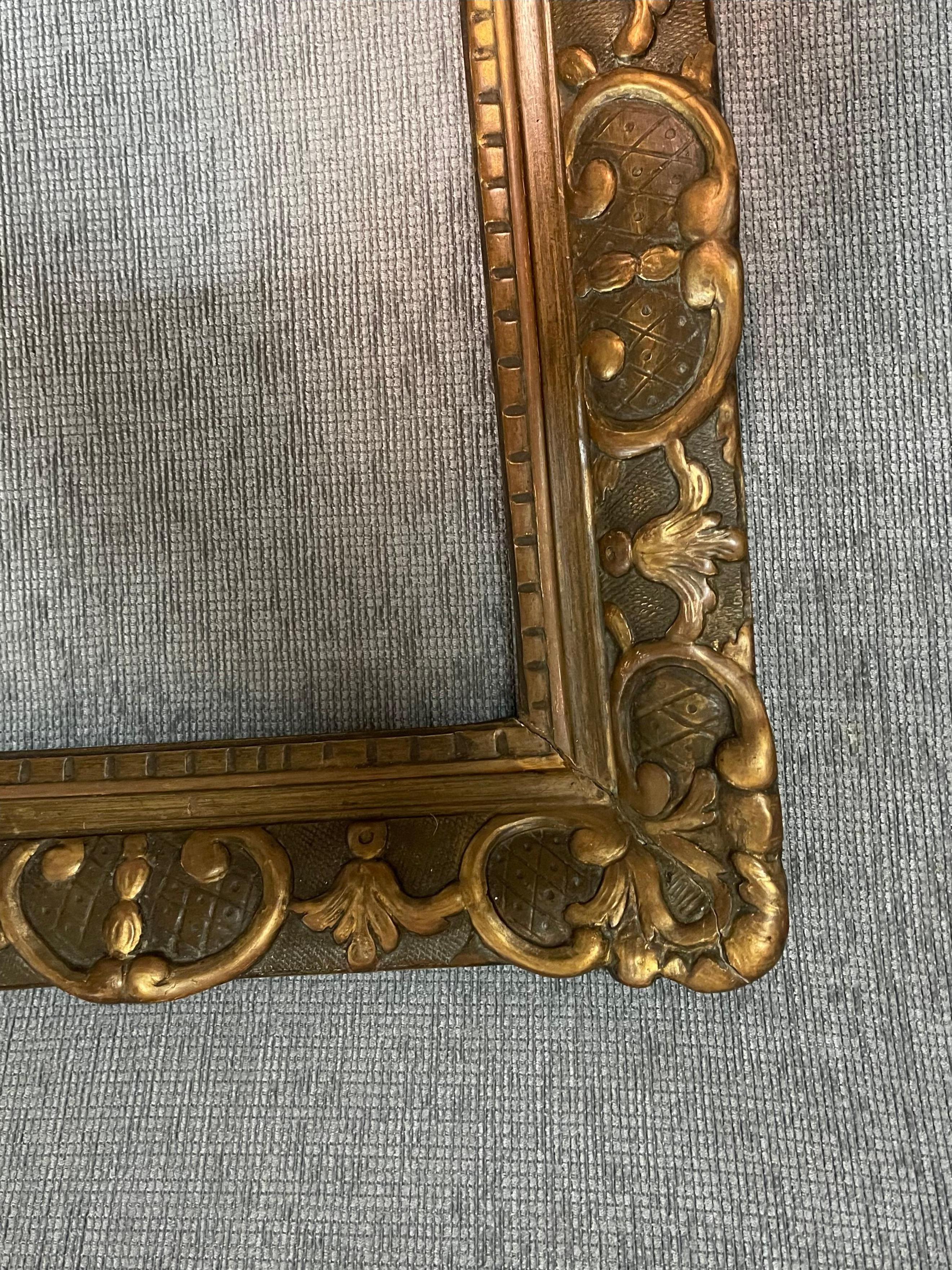 Louis XIV Cadre en bois doré français du 18e siècle en vente