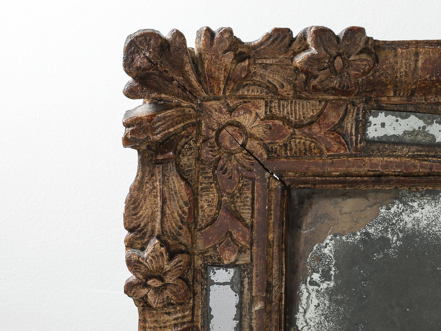 18th Century and Earlier 18th Century French Giltwood Mirror