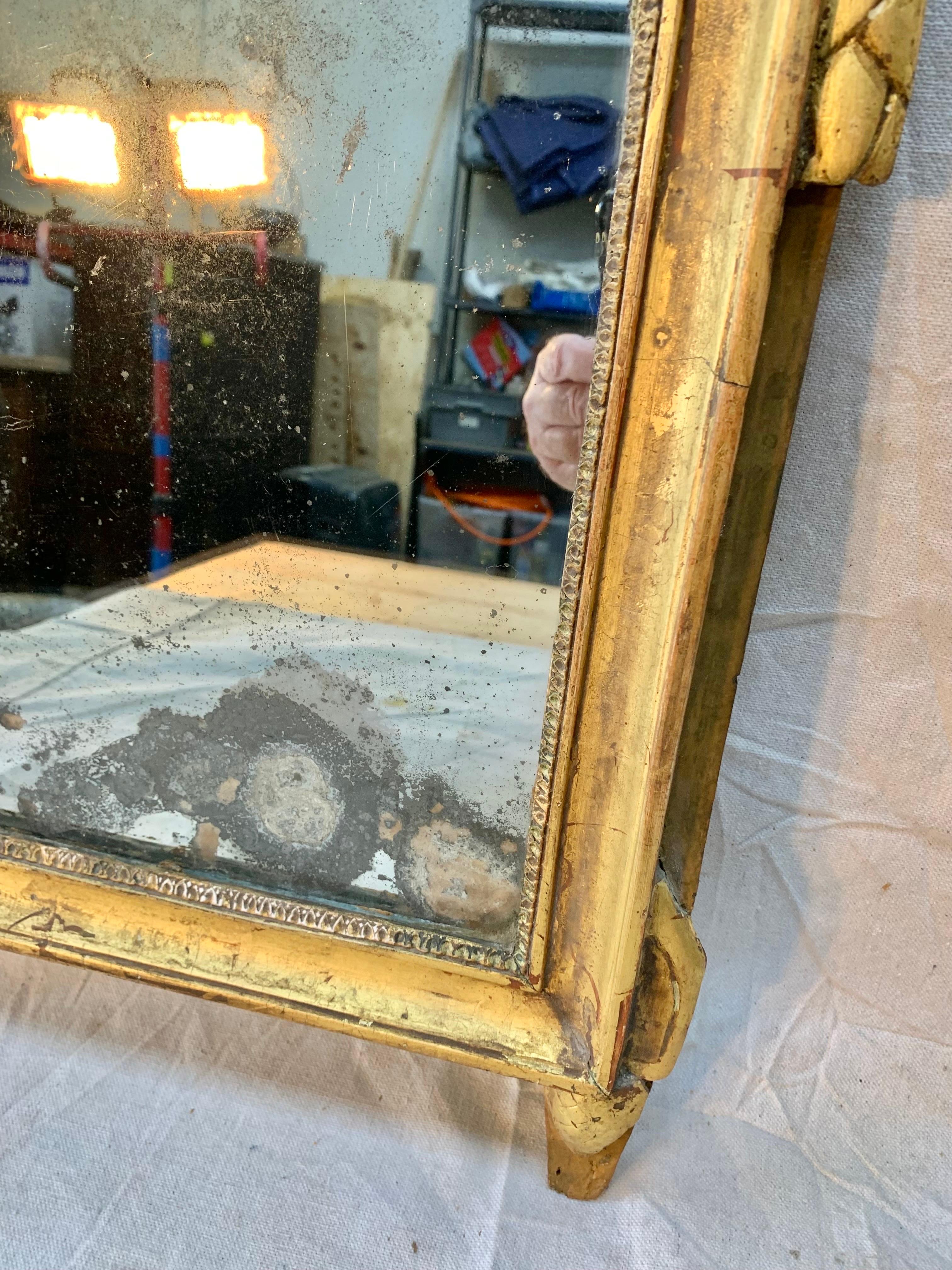 18th Century French Giltwood Wall Mirror For Sale 1