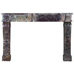 Grande interno francese del 18° secolo, cornice per caminetto in marmo antico
