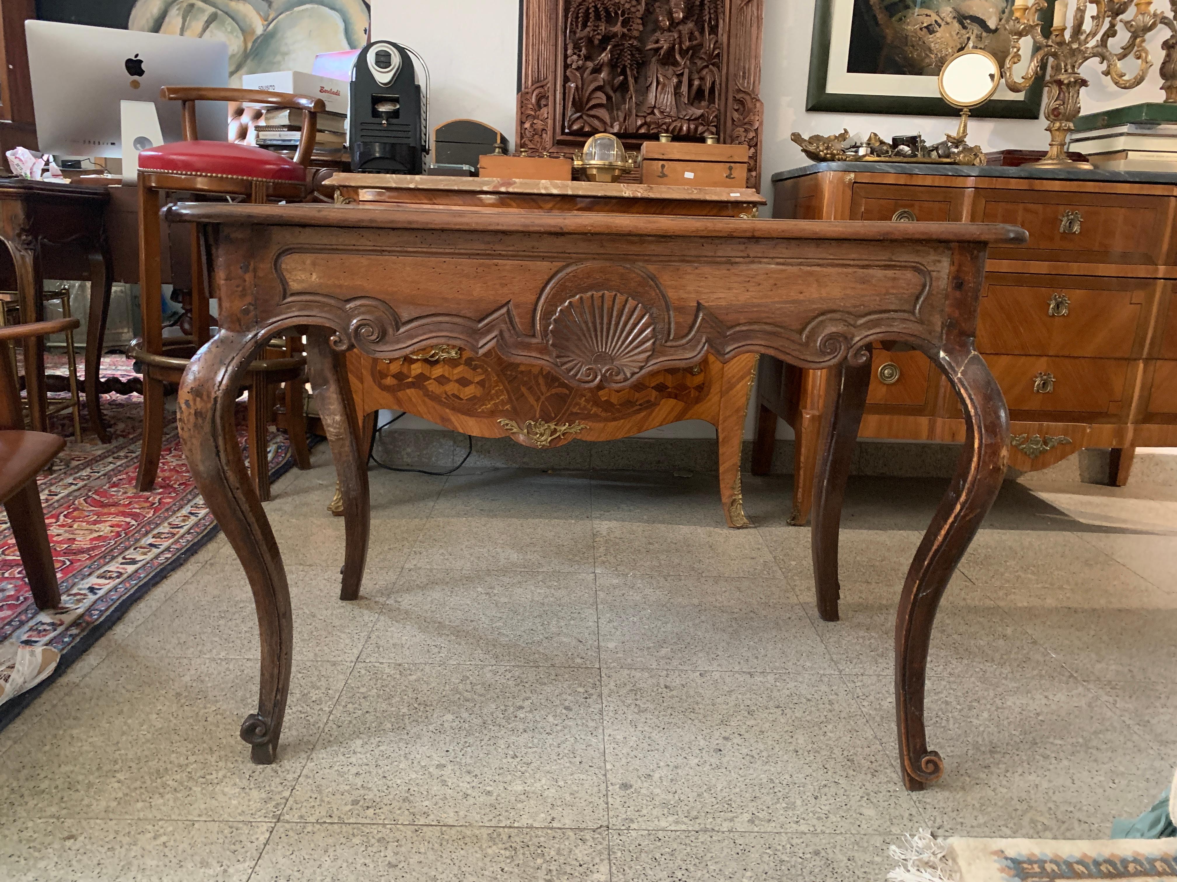 18th Century French Hand Carved Walnut Writing Table with Two Drawers Louis XV For Sale 6