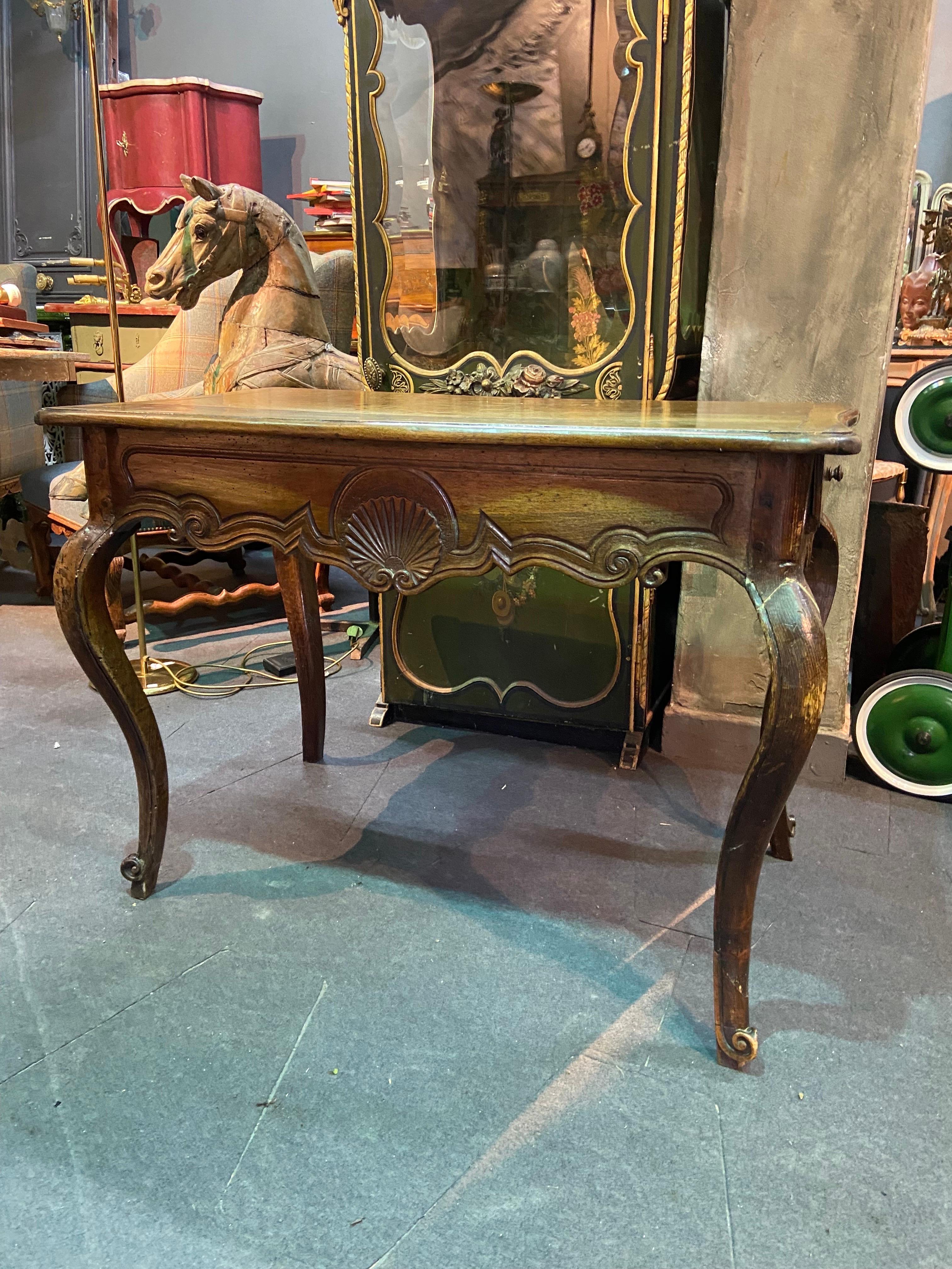 18th Century French Hand Carved Walnut Writing Table with Two Drawers Louis XV For Sale 1