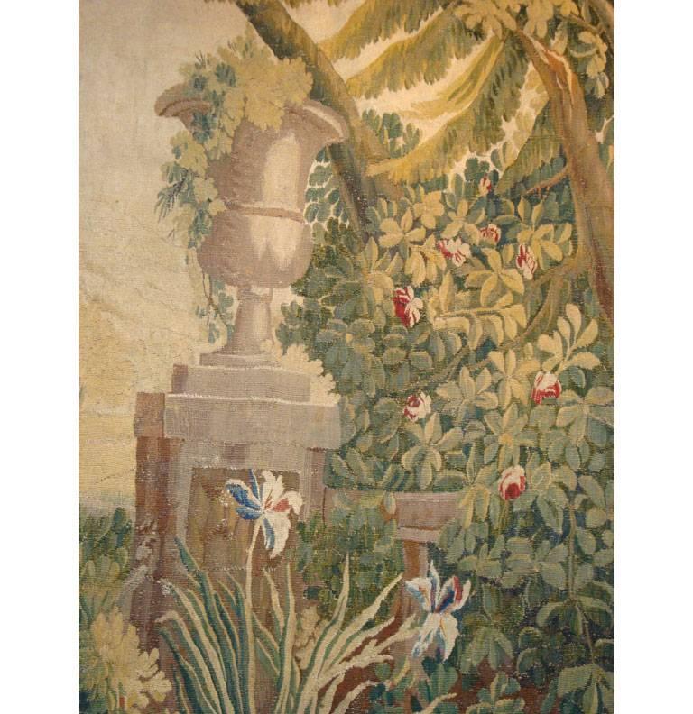 Französischer handgewebter pastoraler Verdure-Aubusson-Wandteppich aus dem 18. Jahrhundert im Angebot 1