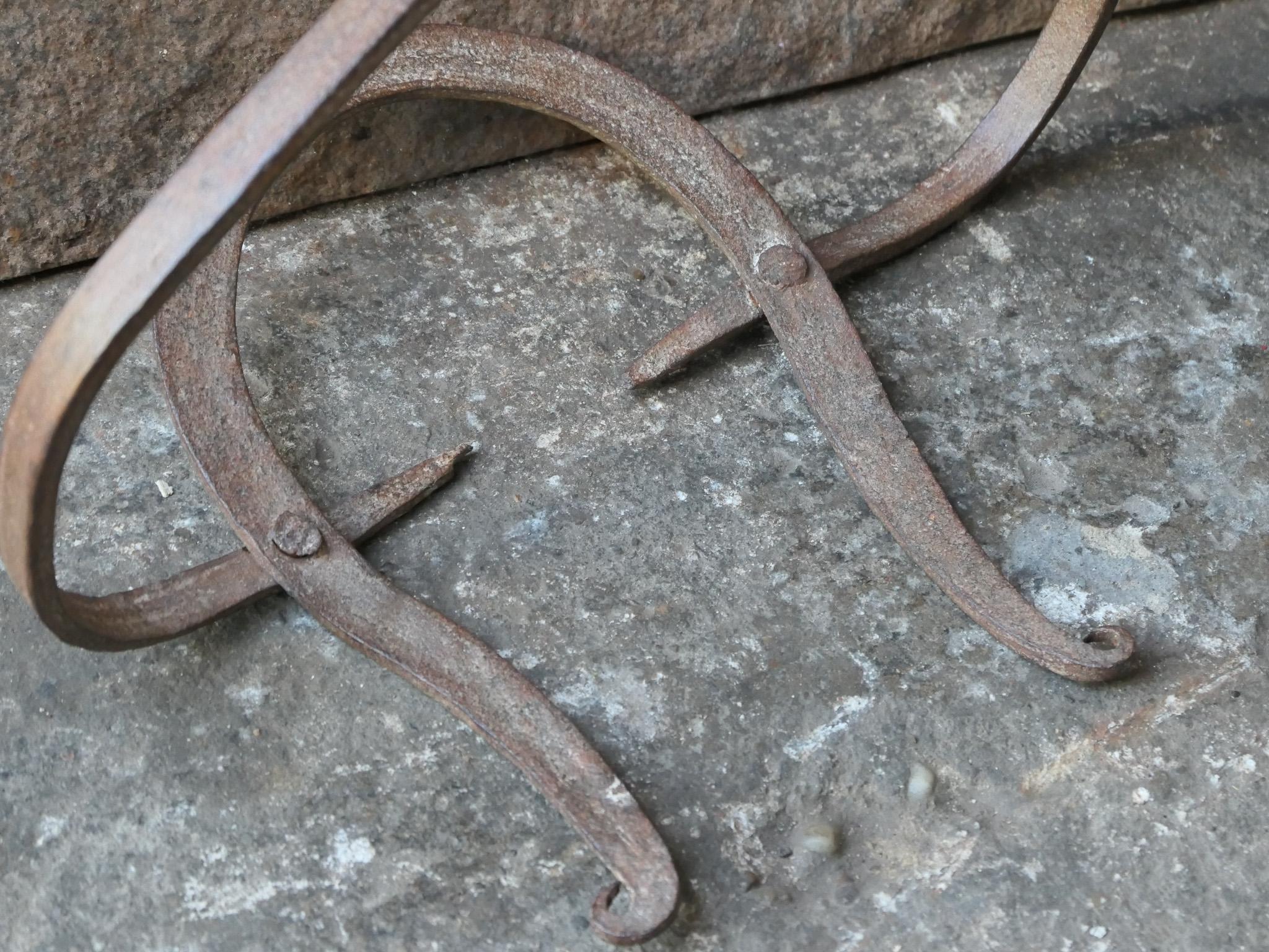 Ferro battuto Sottopentola francese del XVIII secolo, periodo Luigi XV in vendita