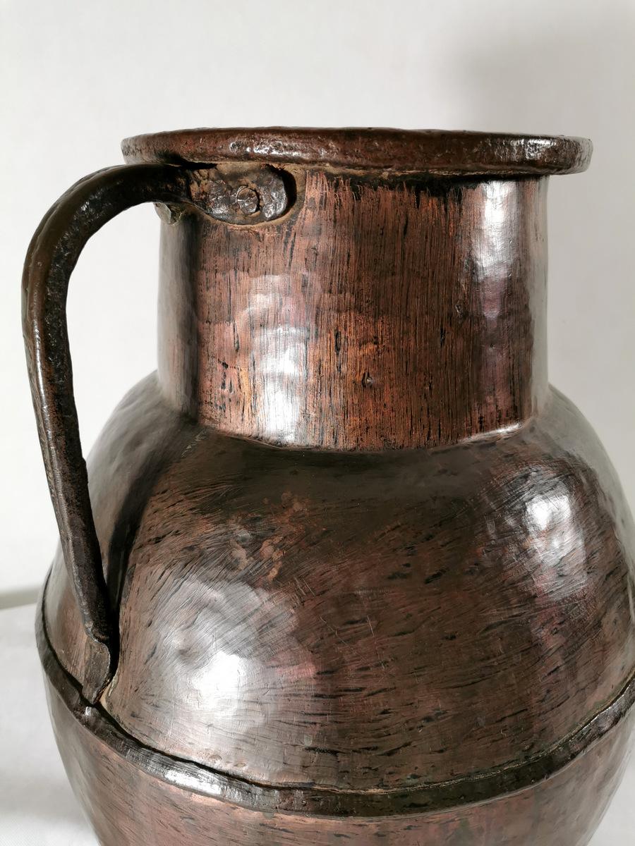Français Grand récipient à eau en cuivre français du 18e siècle en vente