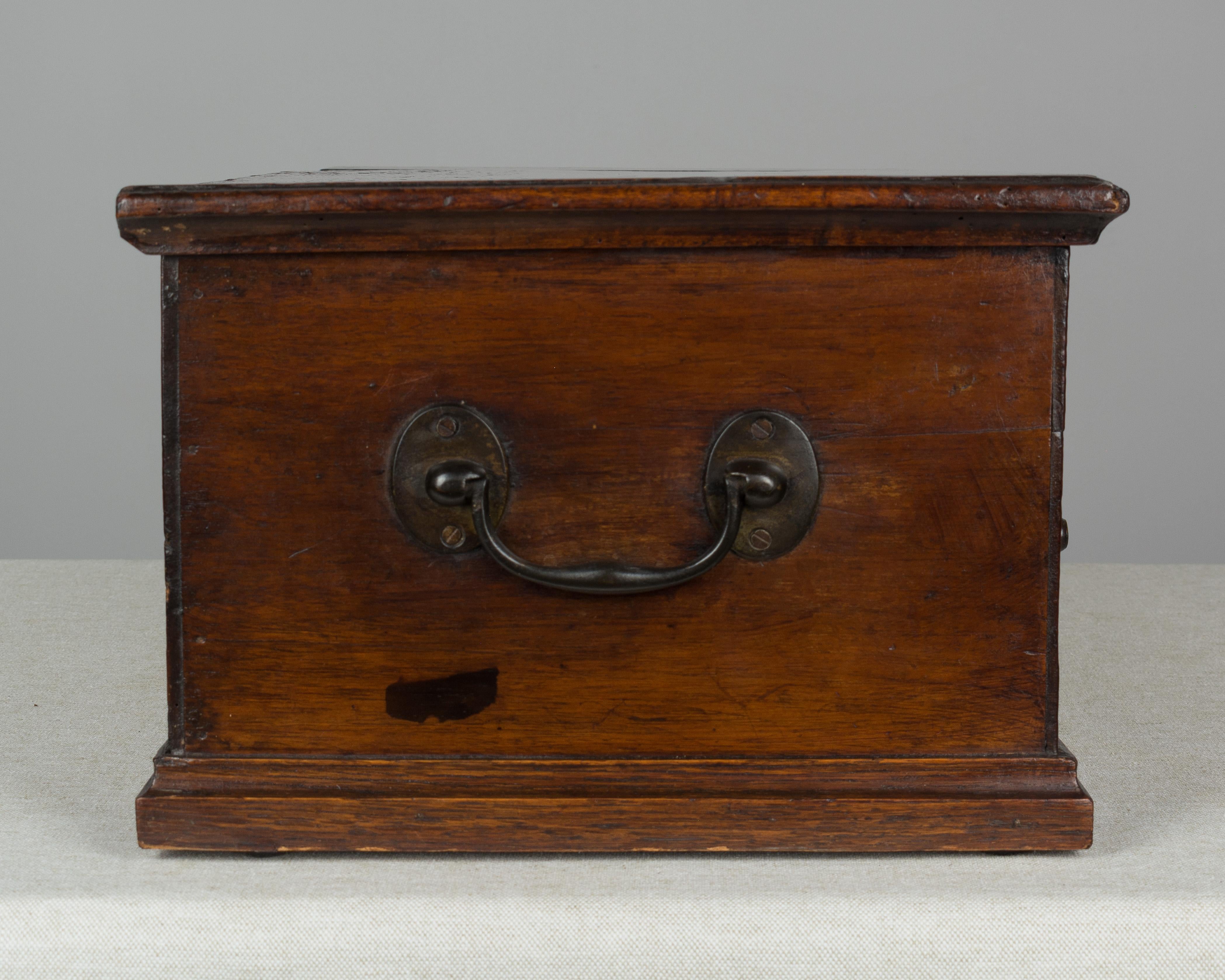 18th Century French Jewelry Walnut Box In Good Condition In Winter Park, FL