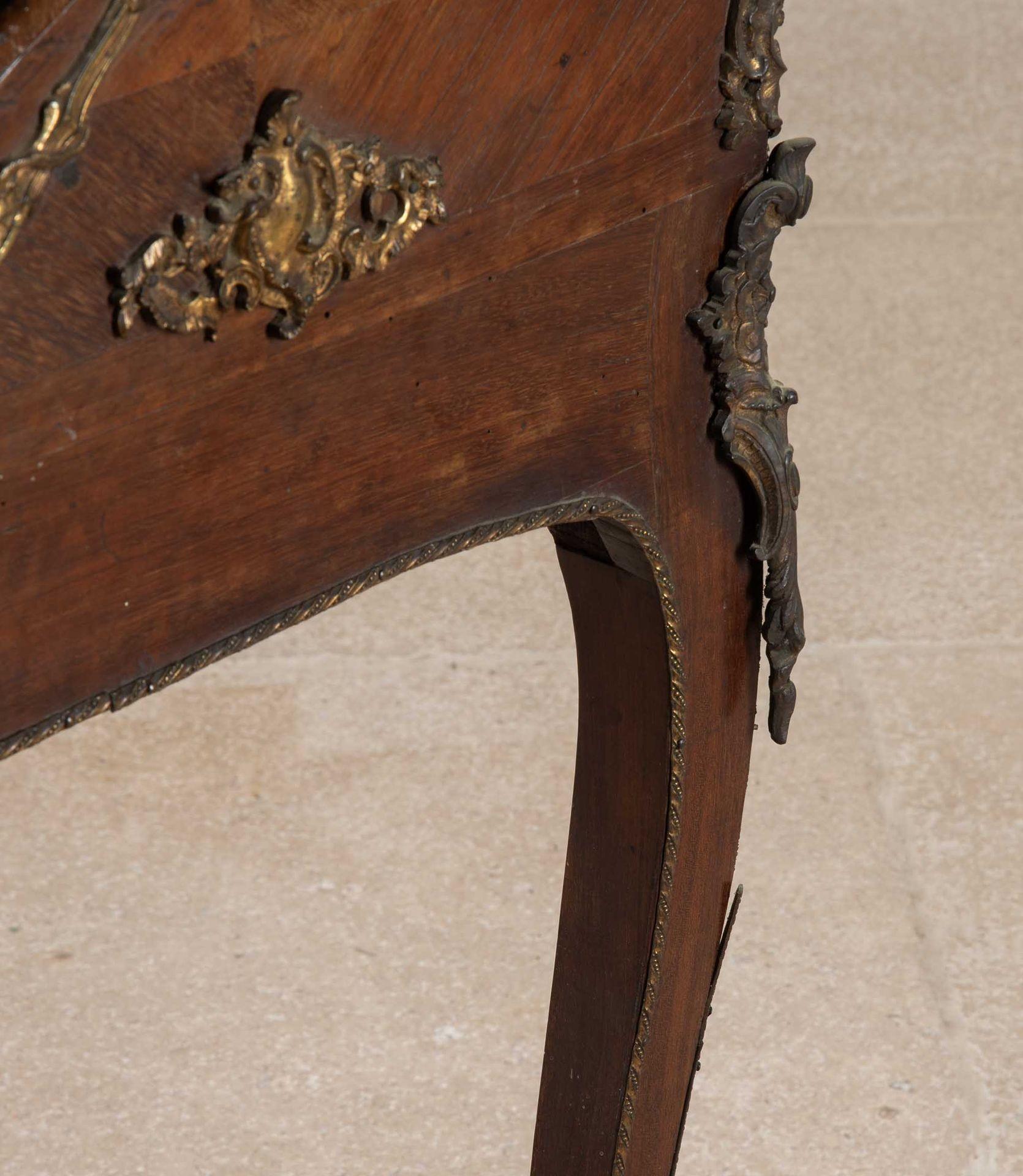 Bureau de Dame francese del 18° secolo in legno di quercia in vendita 8