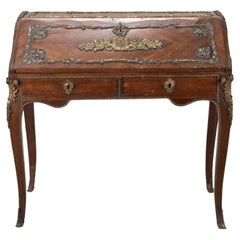 Bureau de dame en bois de roi du XVIIIe siècle