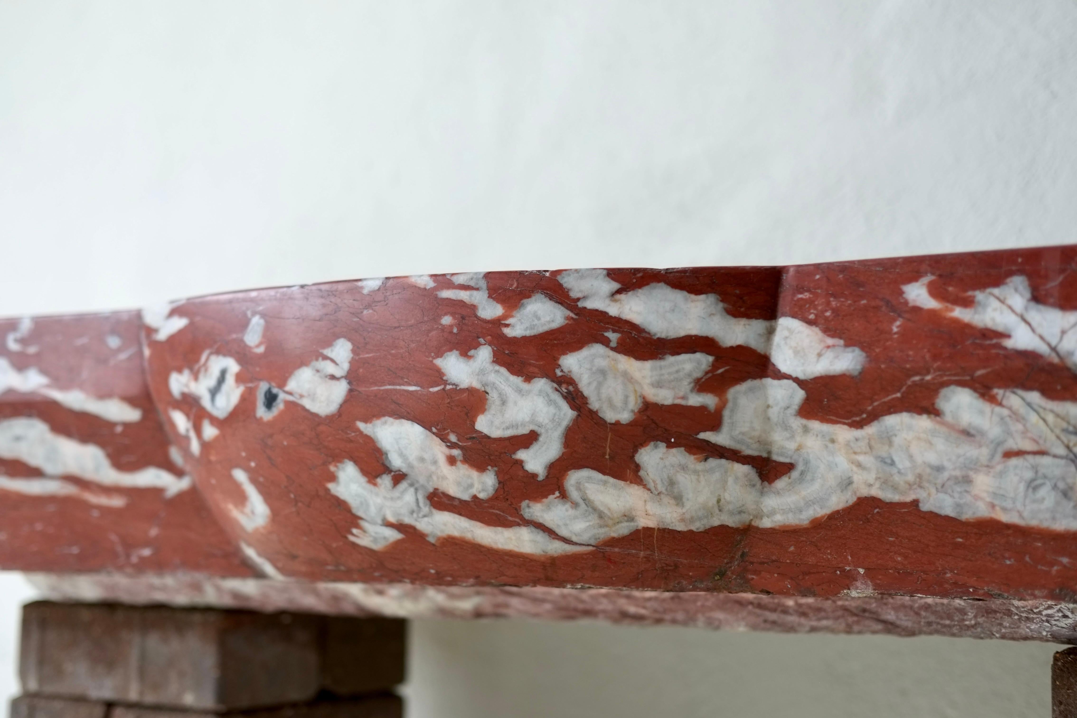 18th Century French Languedoc Marble Sink For Sale 7