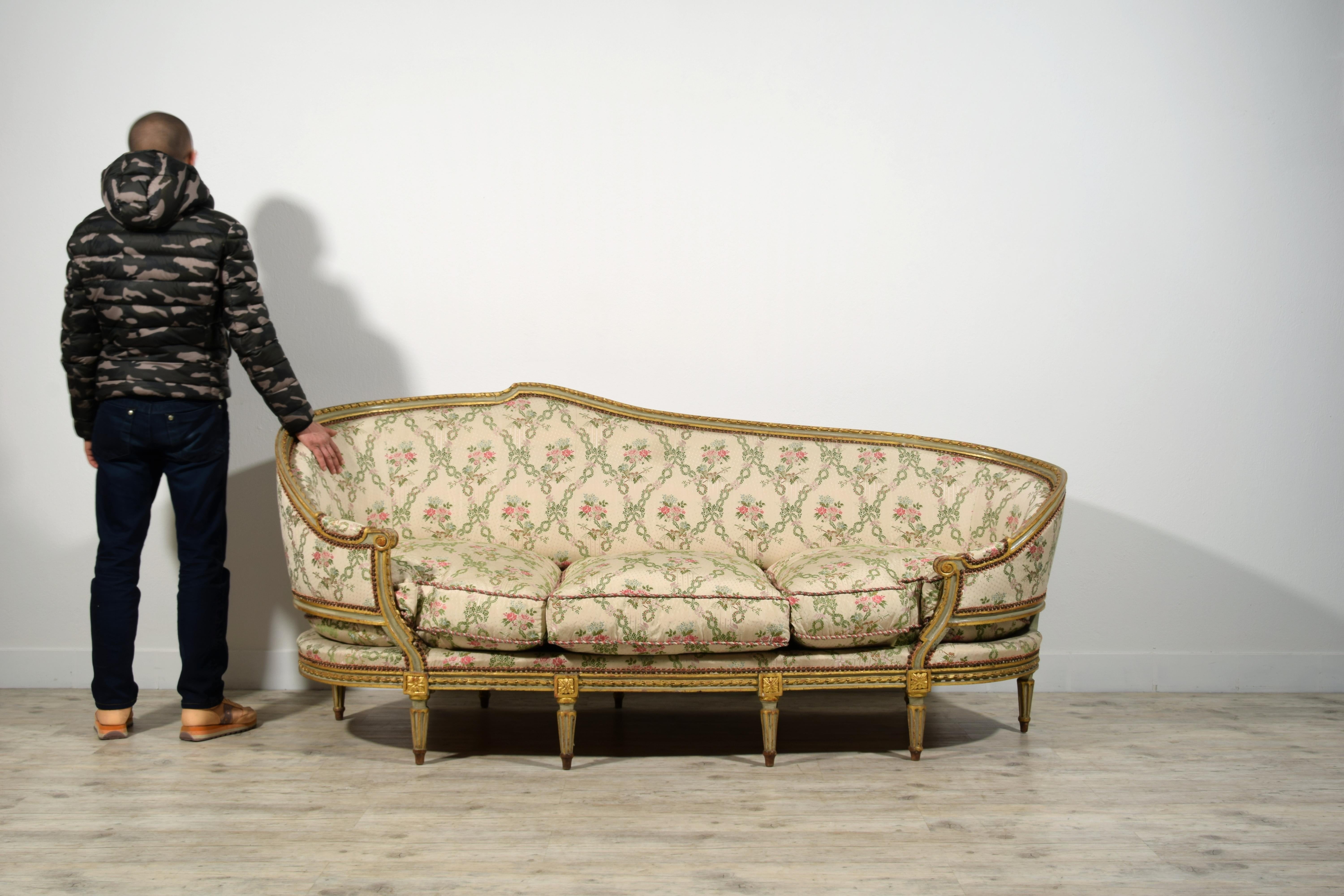 18th Century, French Laquered Giltwood Louis XVI Sofa by Pierre Nicolas Pillot 13