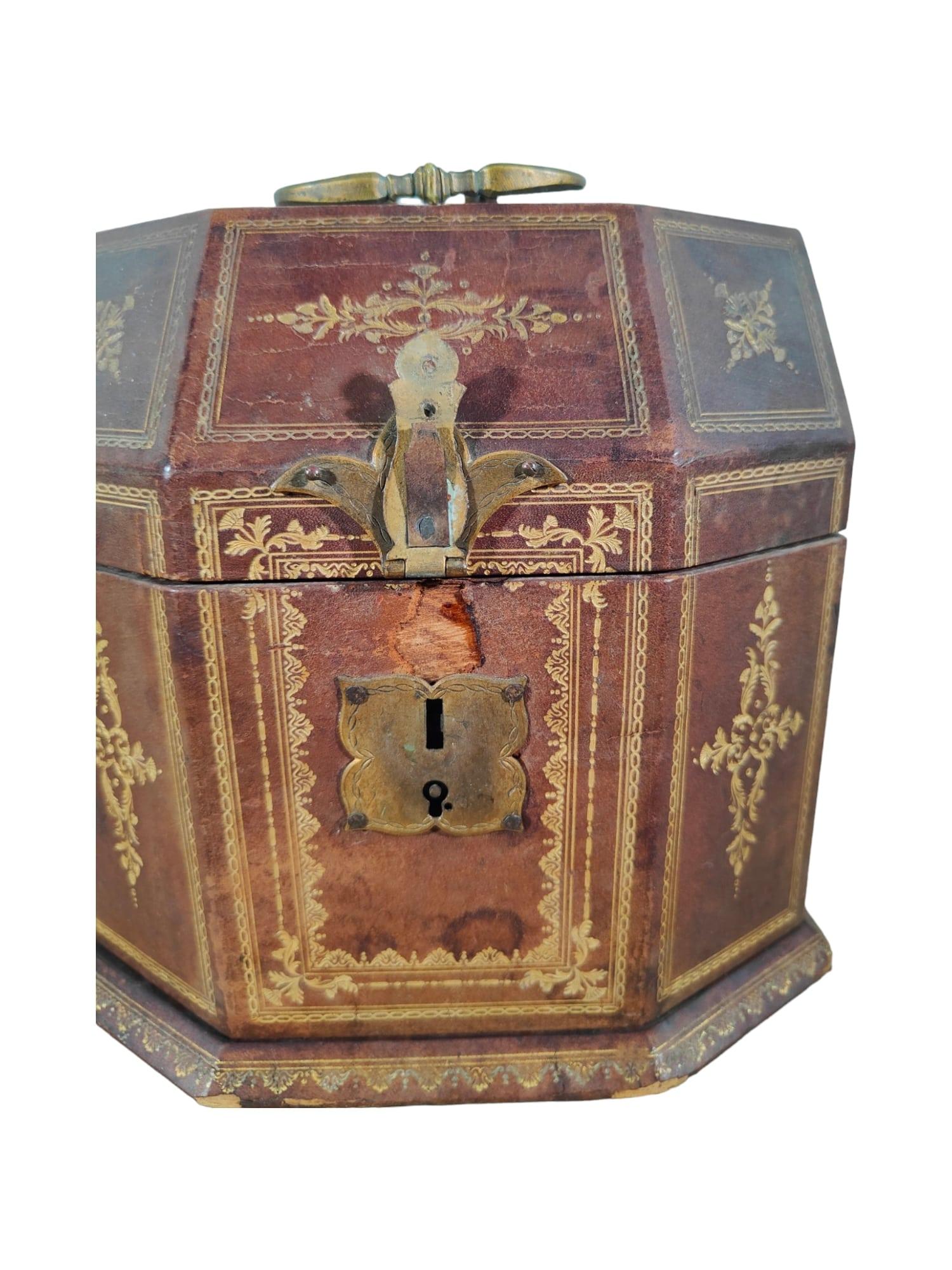 Mid-18th Century 18th Century French Leather Box For Sale