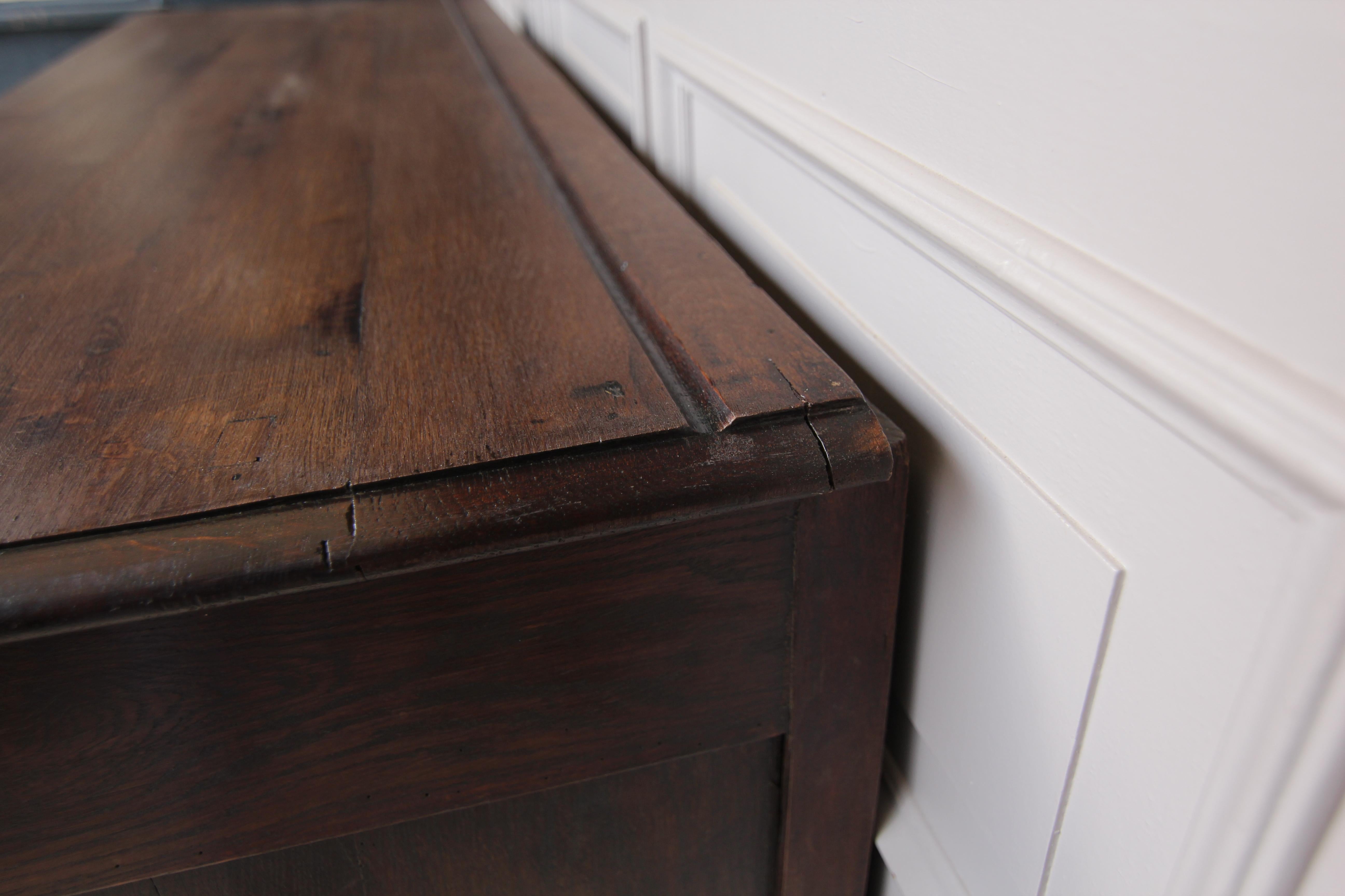 18th Century French Lorraine Sideboard Made of Oak 5