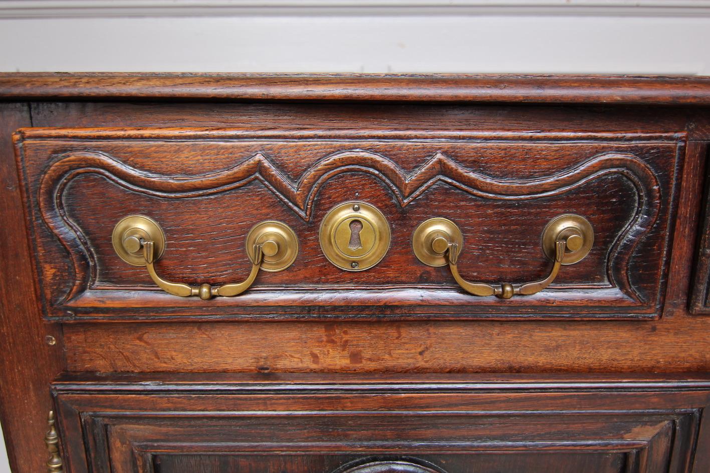 18th Century French Lorraine Sideboard Made of Oak 7