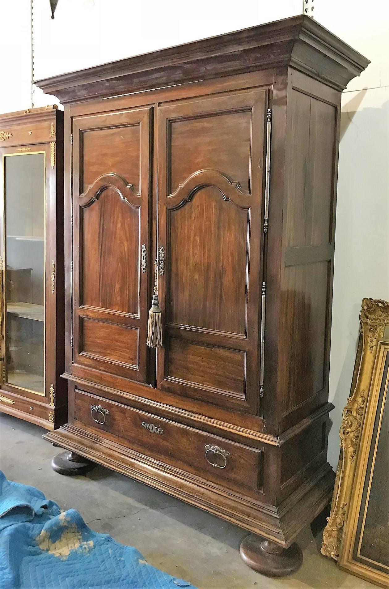 30 inch armoire