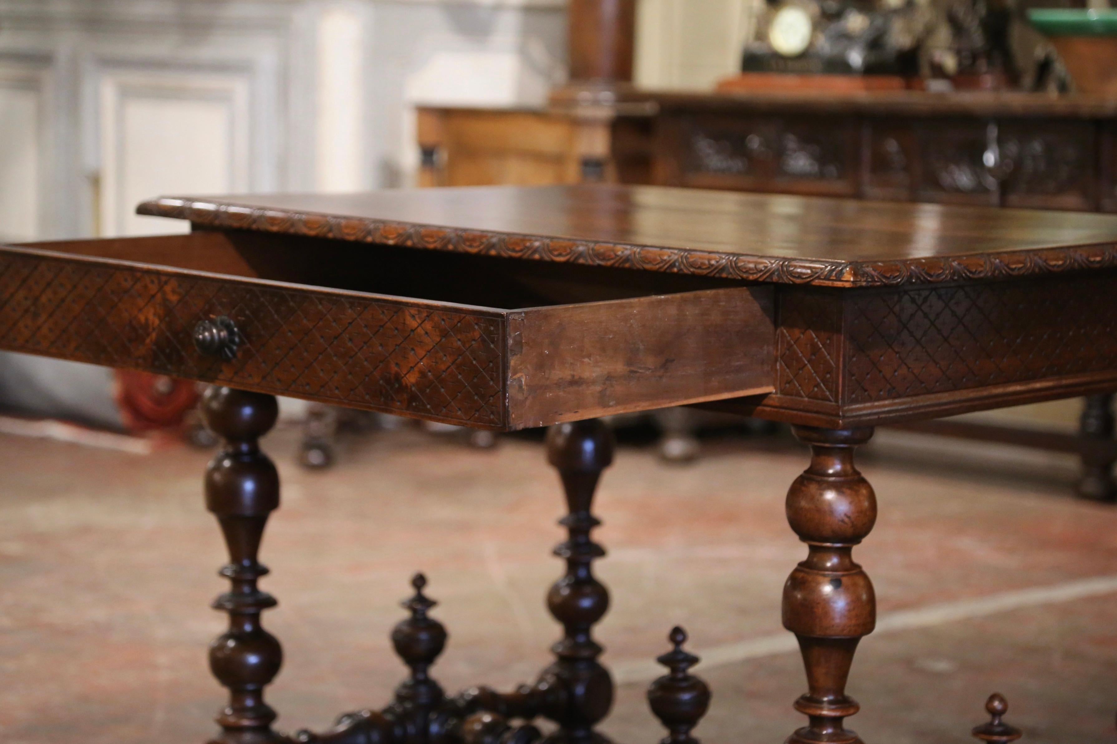 18th Century French Louis XIII Carved Walnut Turned-Leg Side Table with Drawer For Sale 6