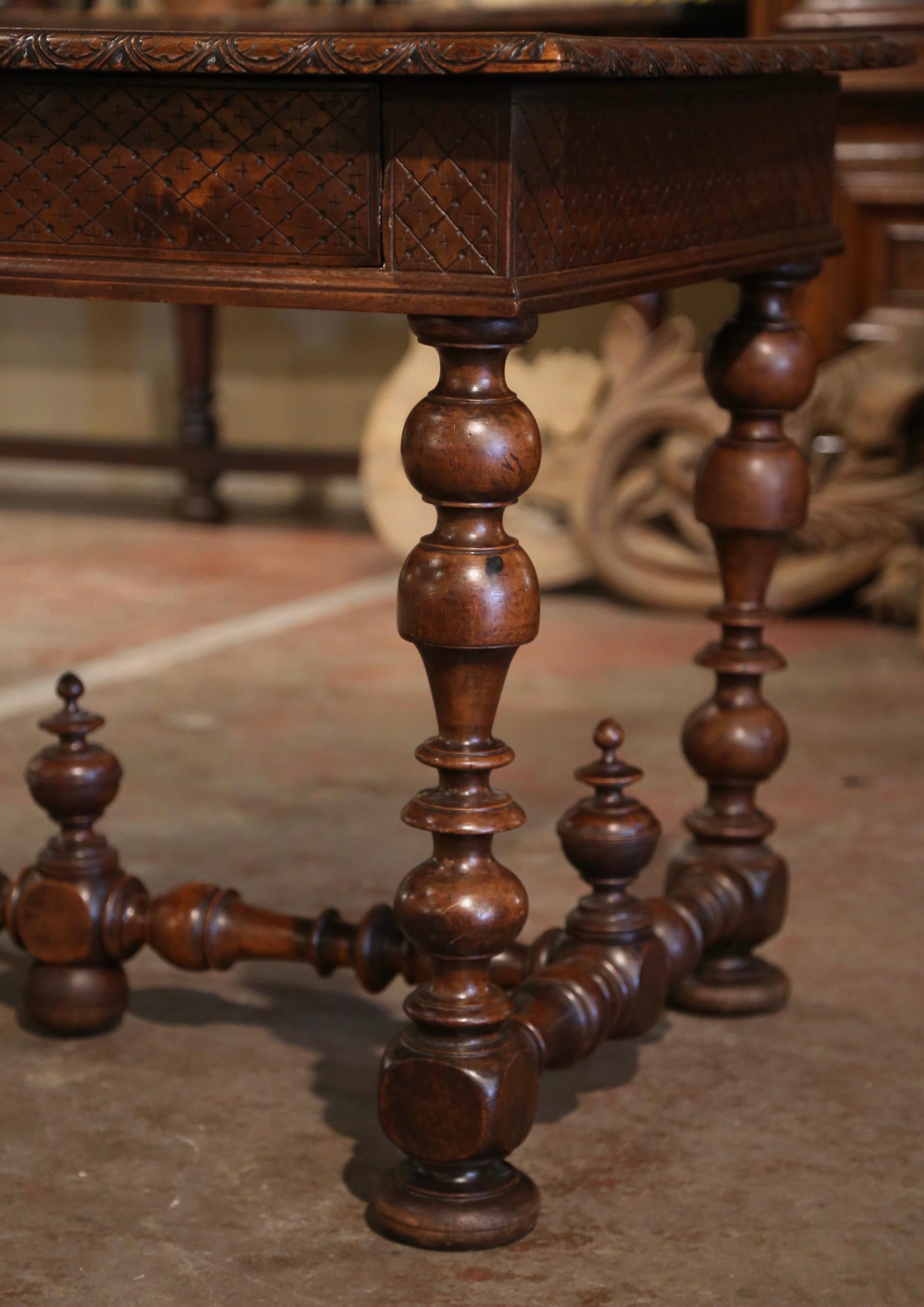 18th Century French Louis XIII Carved Walnut Turned-Leg Side Table with Drawer For Sale 4