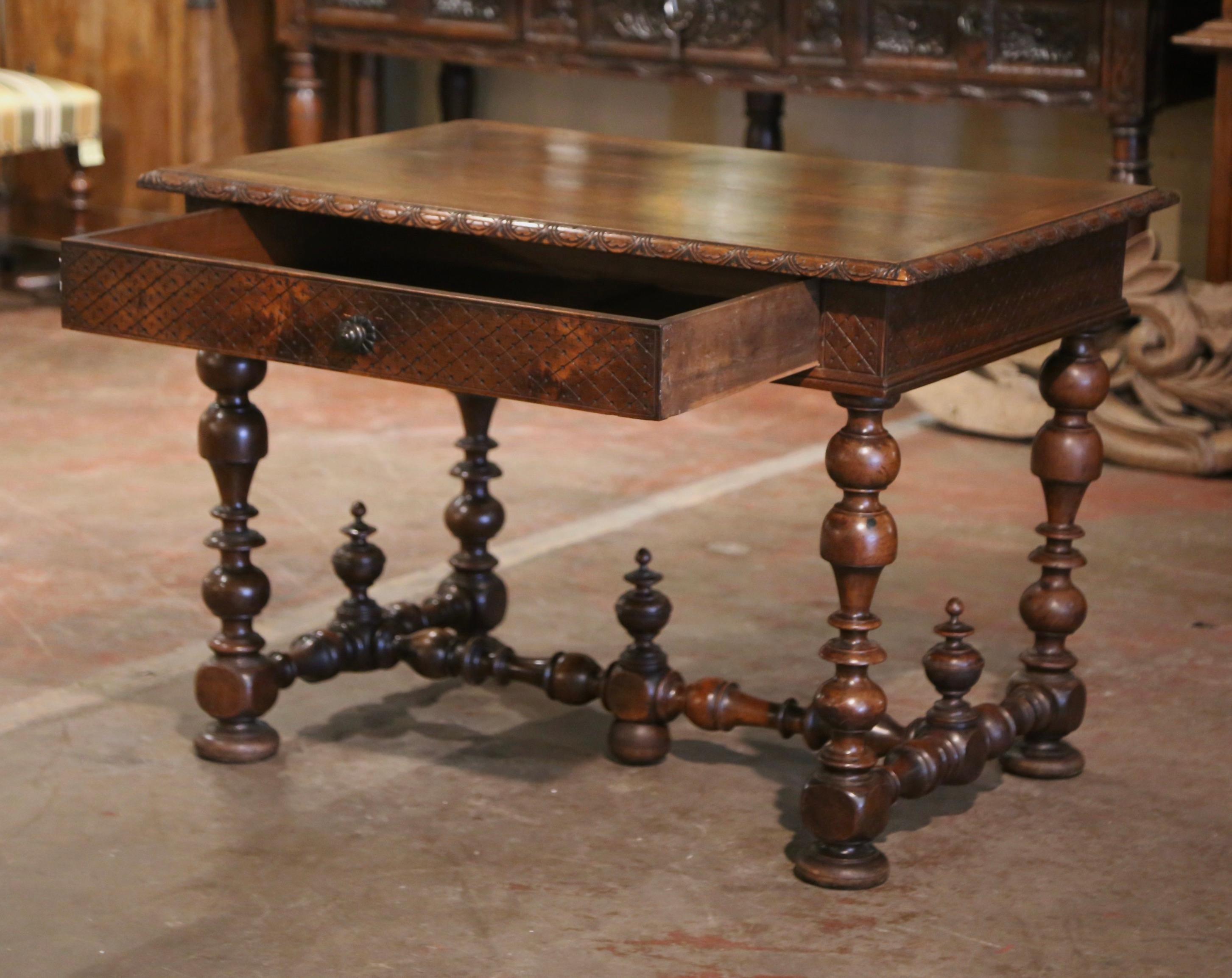 18th Century French Louis XIII Carved Walnut Turned-Leg Side Table with Drawer For Sale 5