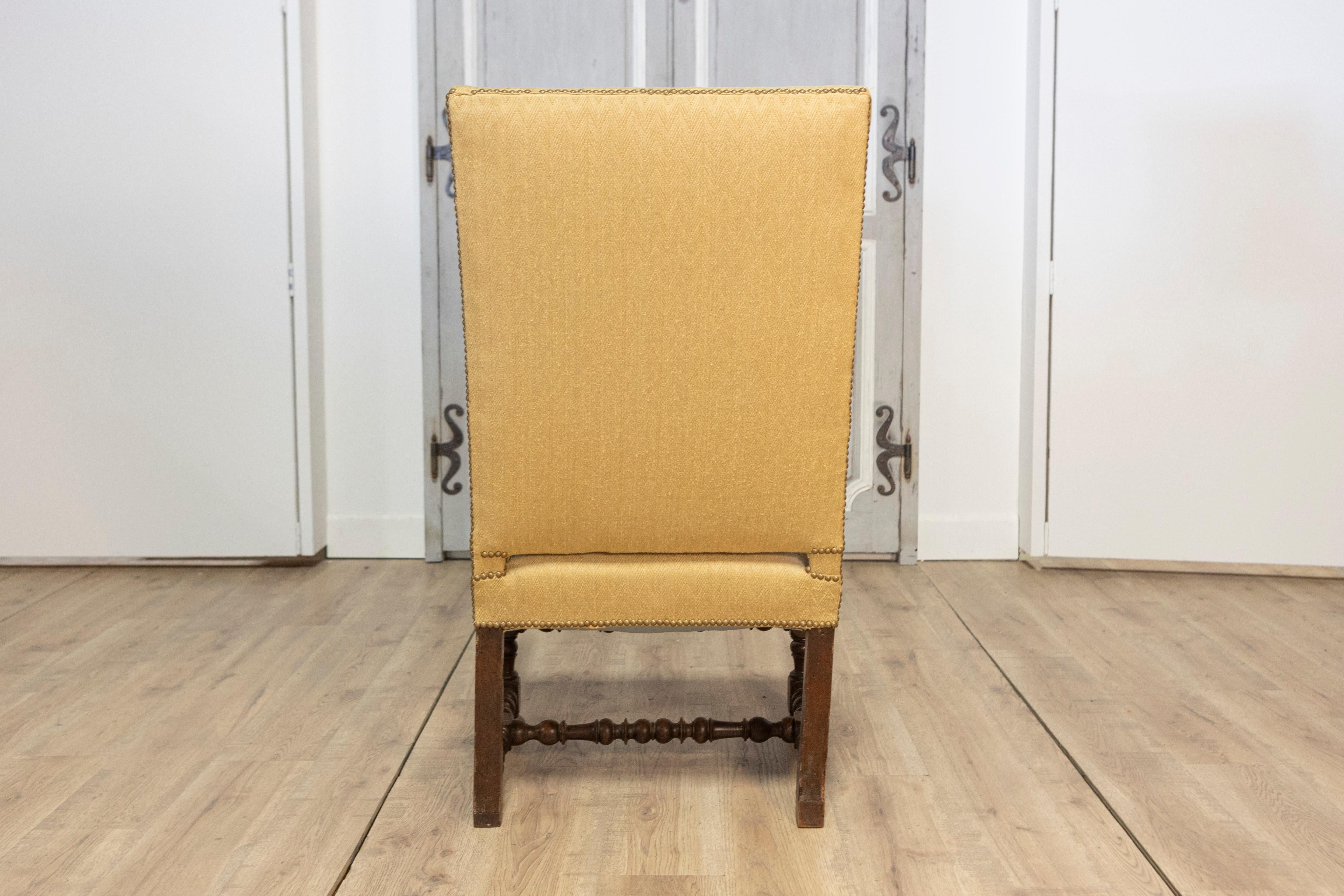 Sillón francés del siglo XVIII estilo Luis XIII siglo XVIII y antes en venta