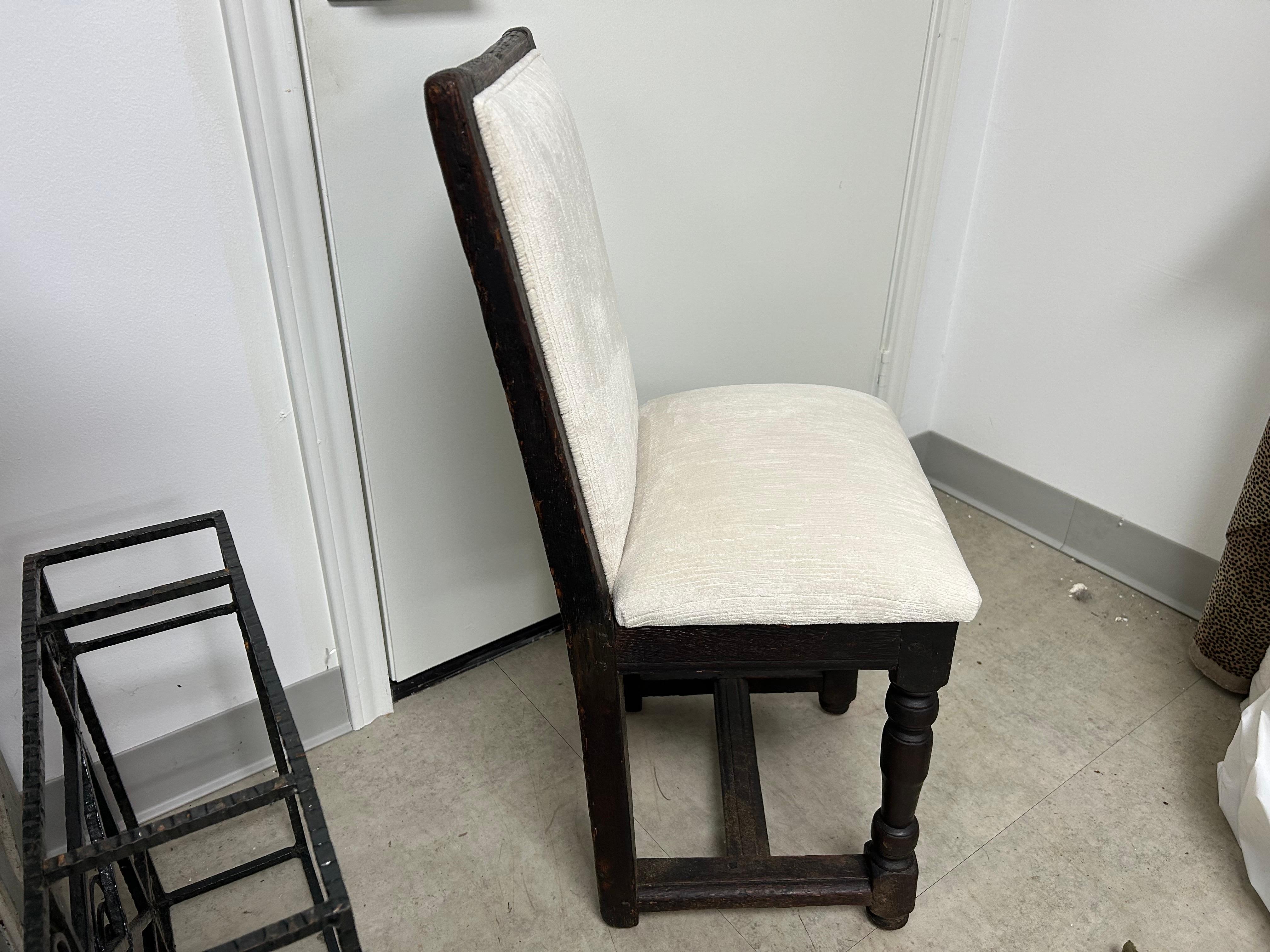 18th Century French Louis XIII Style Children's Chair For Sale 2