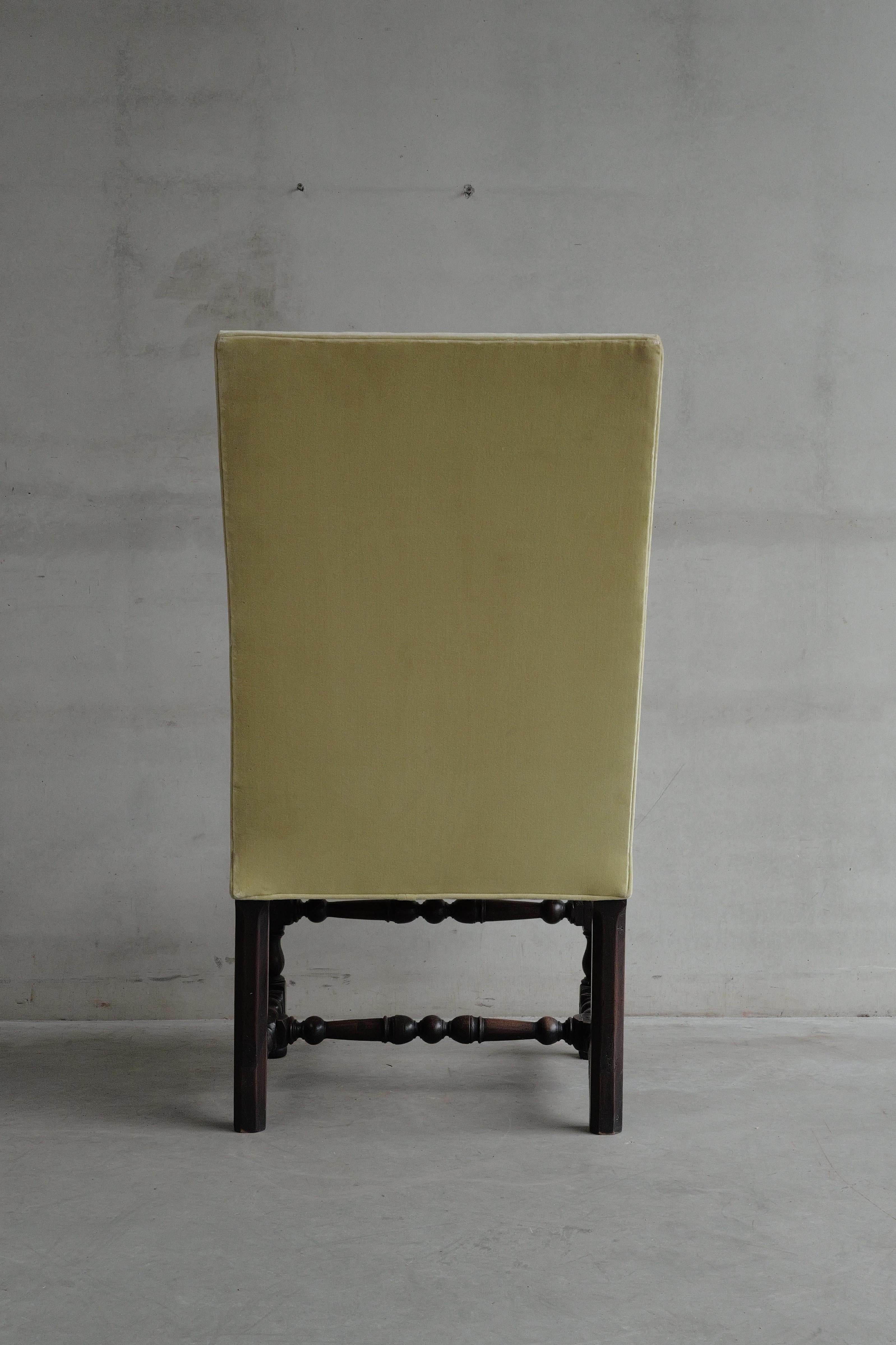 Sillón francés del siglo XVIII estilo Luis XIII Os de Mouton de nogal Francés en venta