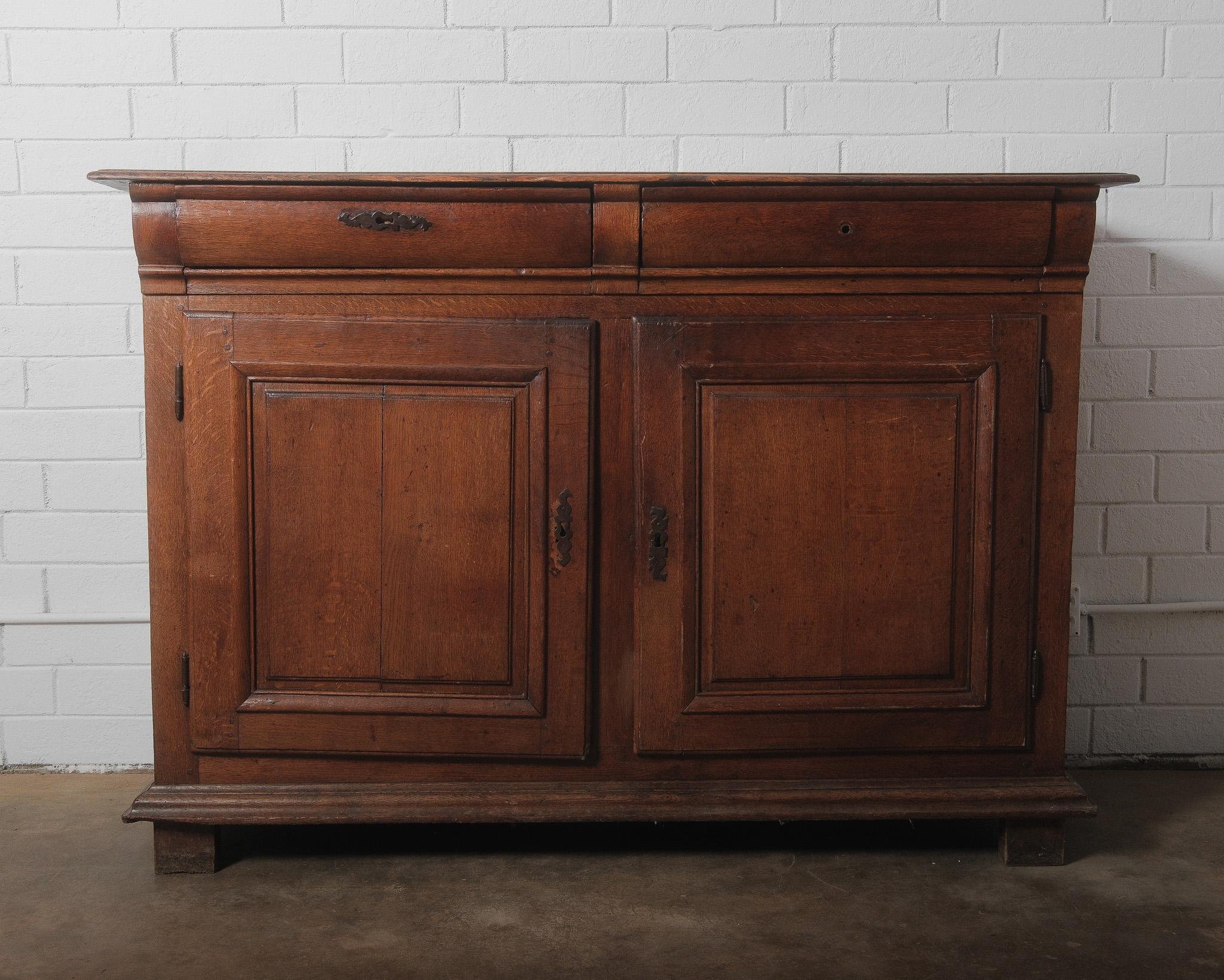 Louis XIV 18th Century French Louis XIII Style Provincial Oak Buffet For Sale