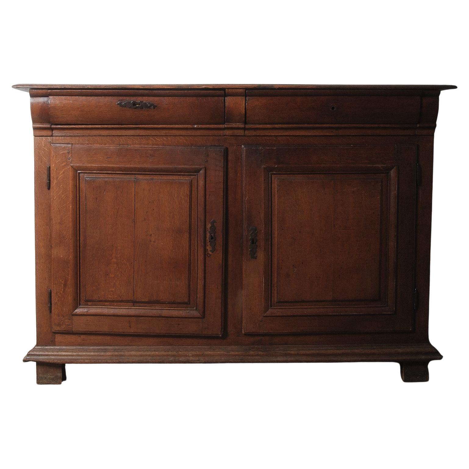 18th Century French Louis XIII Style Provincial Oak Buffet For Sale