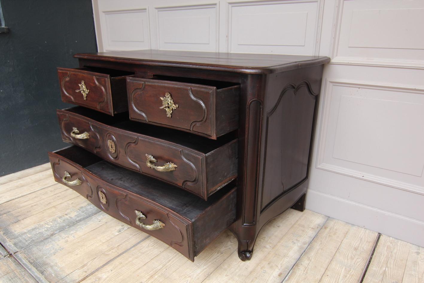 Walnut 18th Century French Louis XIV Chest of Drawers, JME H. Hansen For Sale