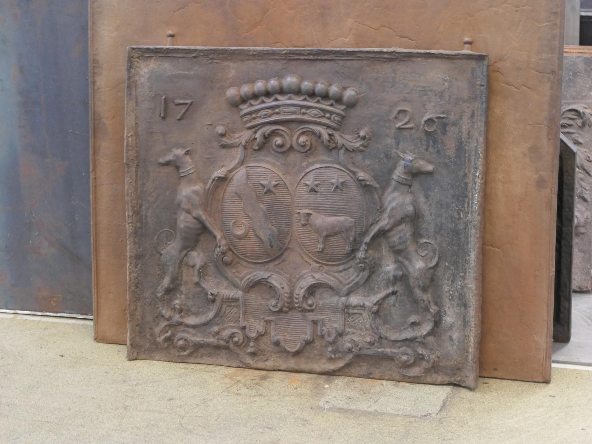 18th Century and Earlier 18th Century French Louis XIV 'Coat of Arms' Fireback / Backsplash For Sale