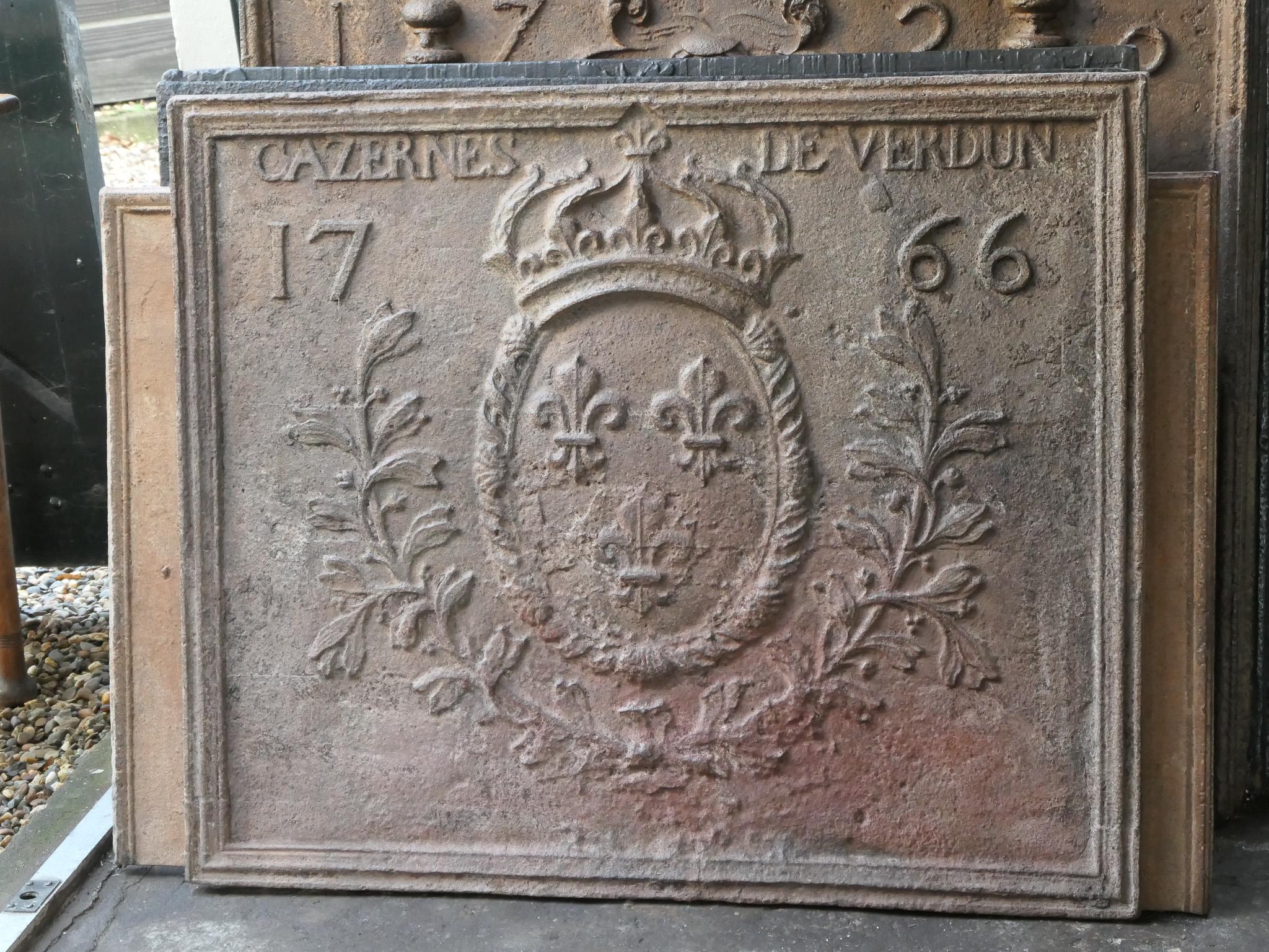18th Century and Earlier 18th Century French Louis XIV 'Coat of Arms' Fireback